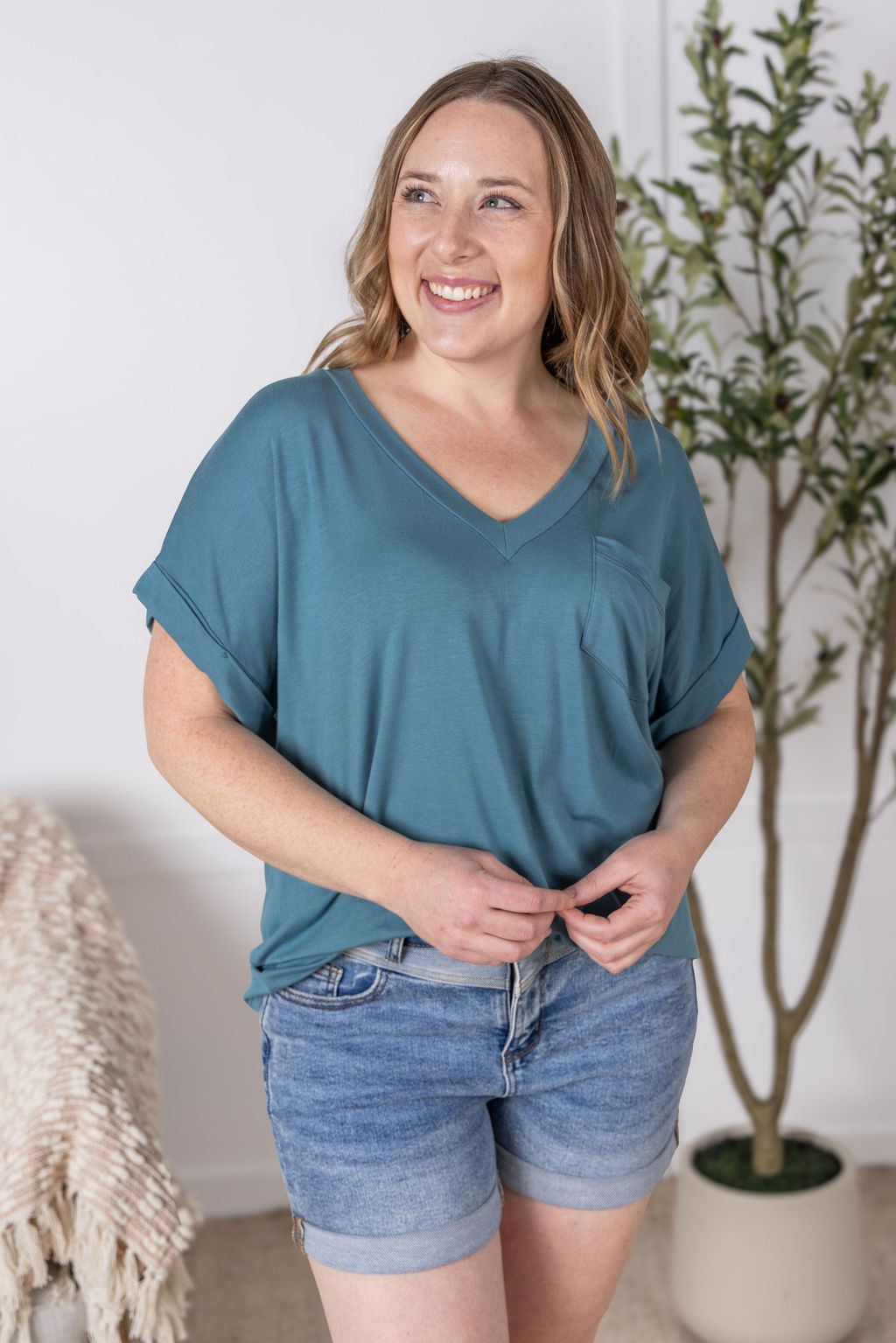 Michelle Mae Sierra Pocket Top - Light Teal