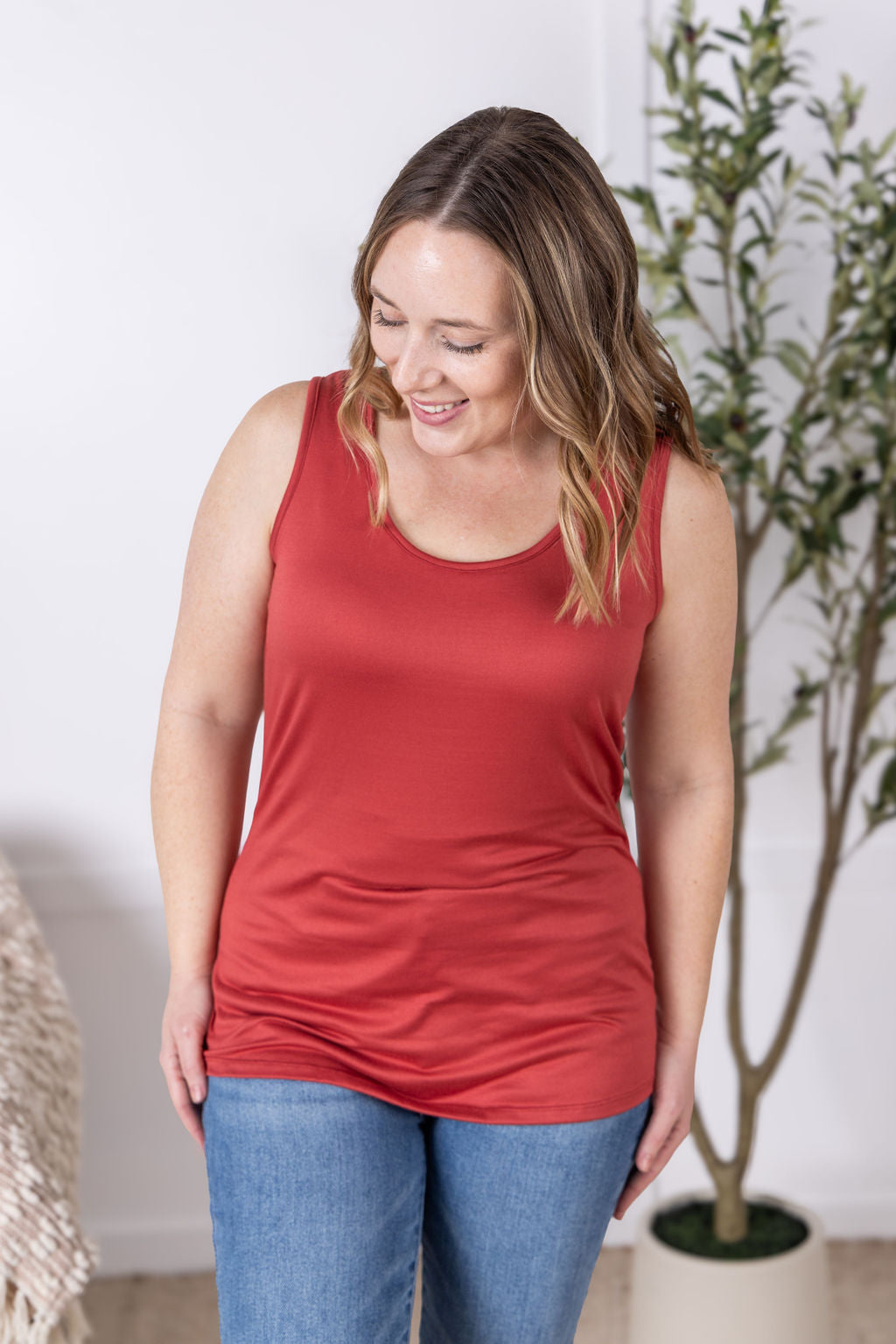 Michelle Mae Luxe Crew Tank - Papaya