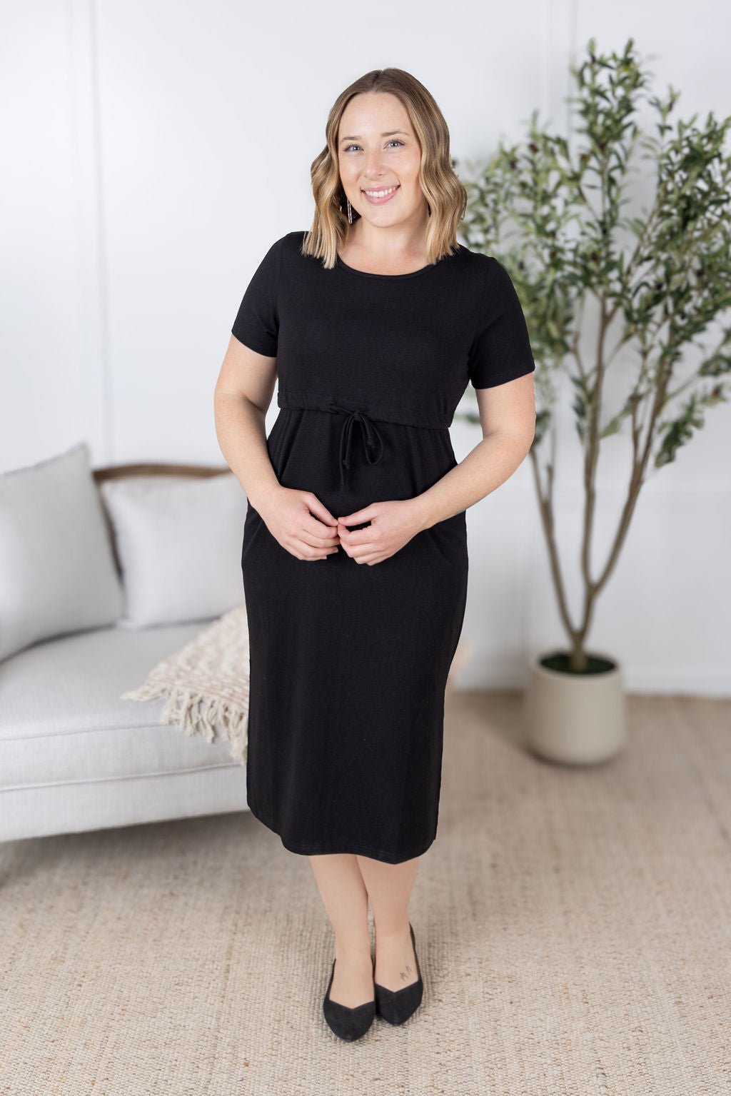 IN STOCK Gracelynn Midi Dress - Black