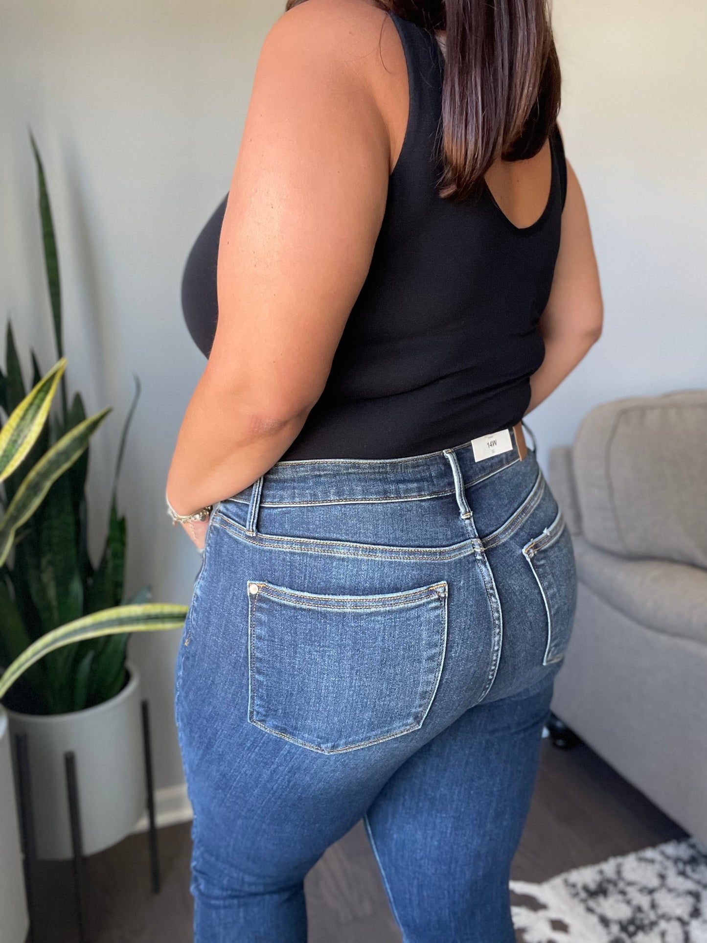 Lydia Mid Rise Vintage Raw Hem Skinny Jeans