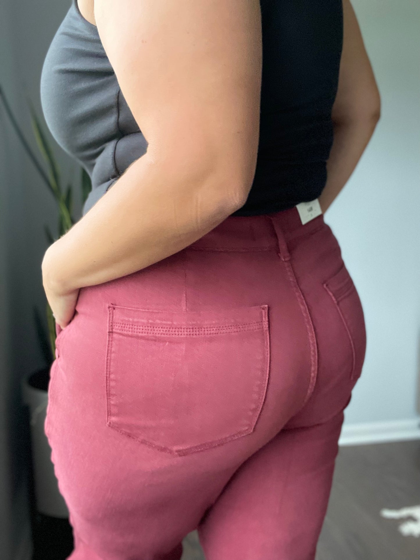 Phoebe High Rise Front Seam Straight Jeans in Burgundy