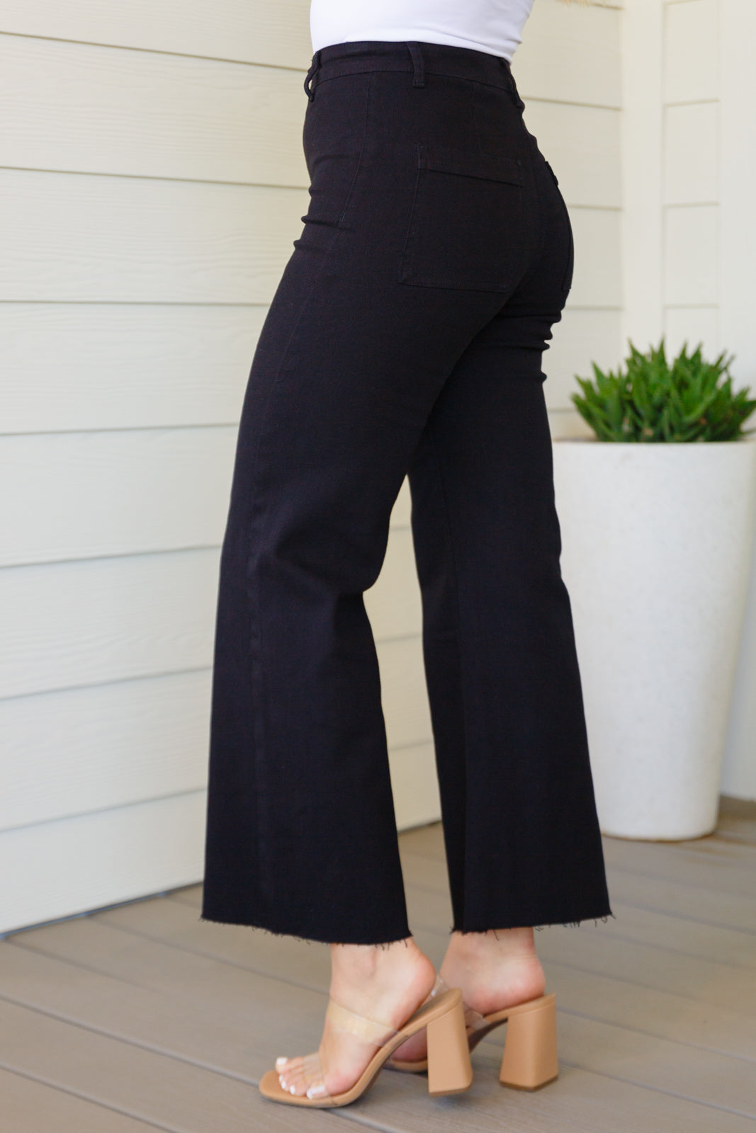 Sample: August High Rise Wide Leg Crop Jeans in Black