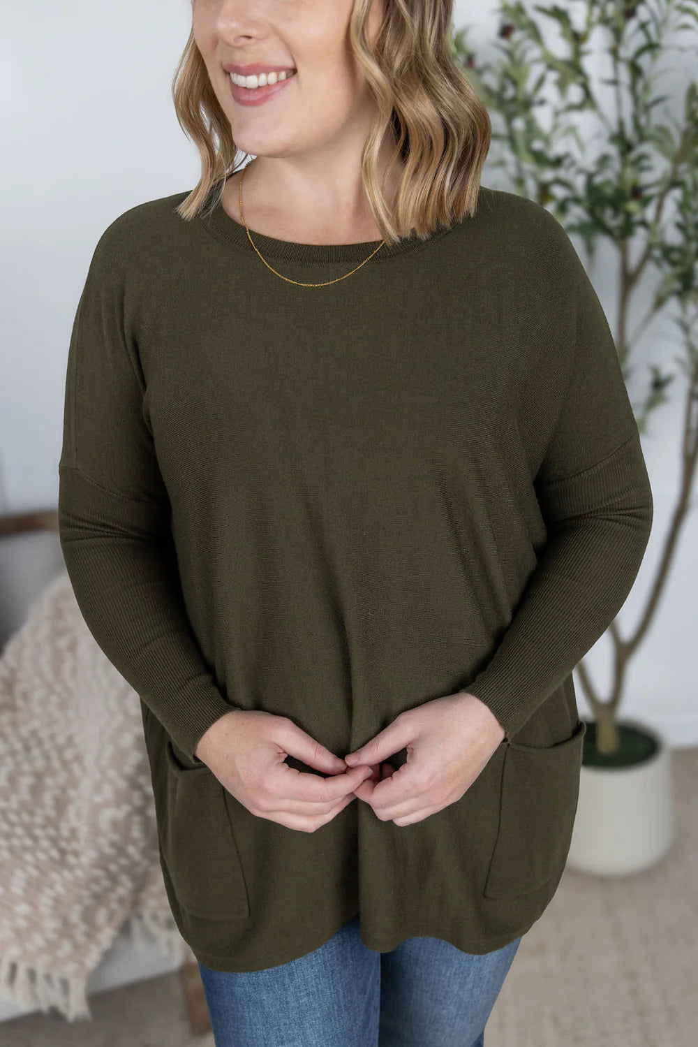 Michelle Mae Naomi Pocket Sweater - Olive