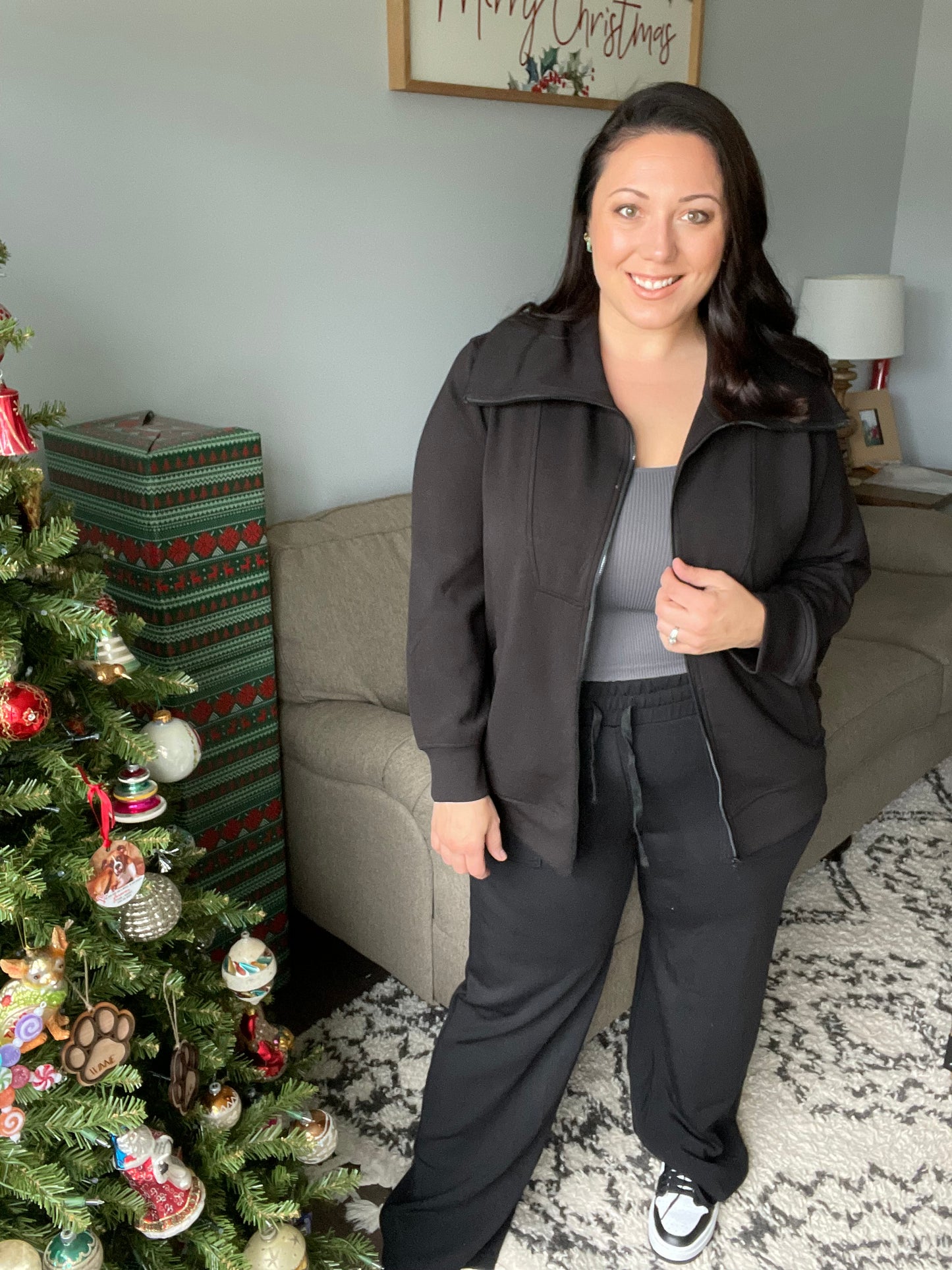 Handle That Straight Leg Pants in Black