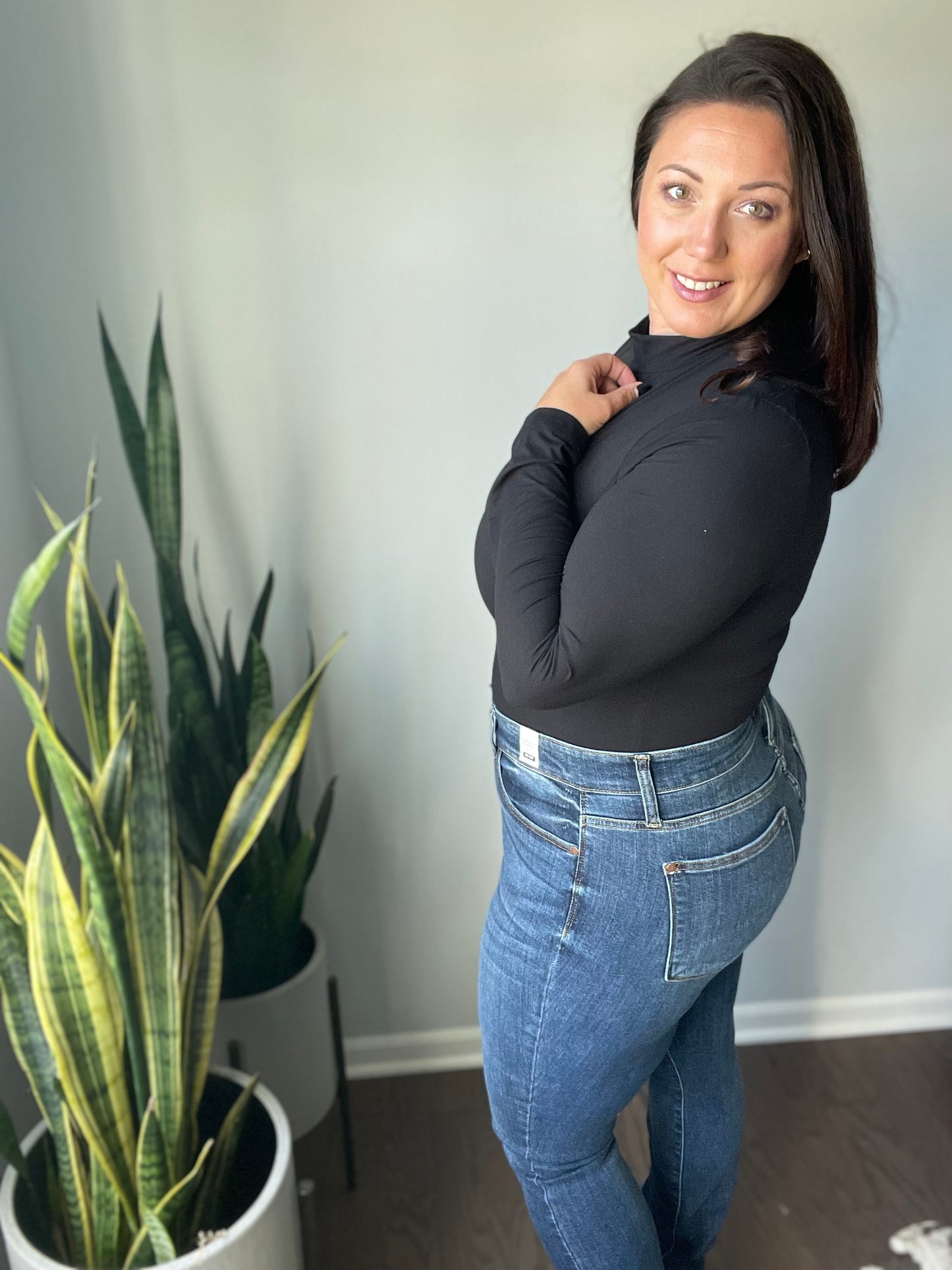 Easy Decision Mock Neck Bodysuit in Black