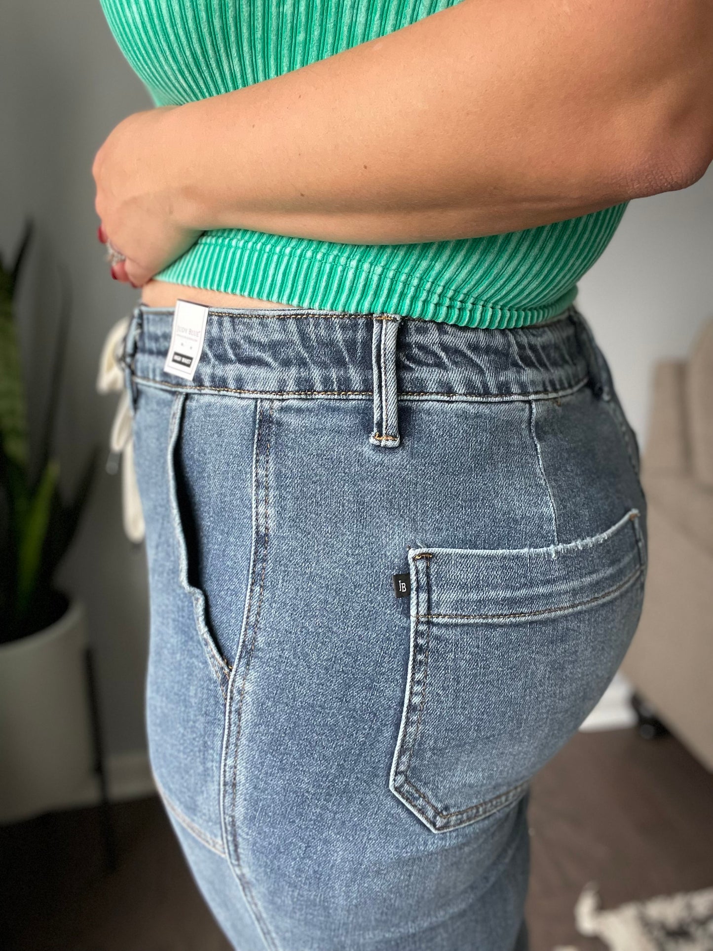 Payton 2.0 Pull On Denim Joggers in Medium Wash