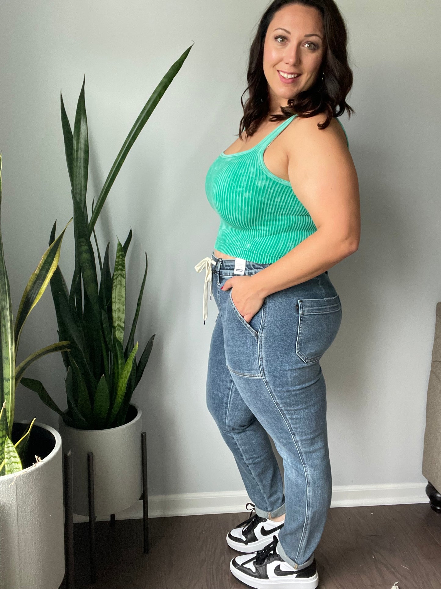 Payton 2.0 Pull On Denim Joggers in Medium Wash