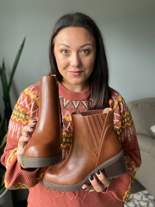 Pull On Lug Sole Boot in Cognac