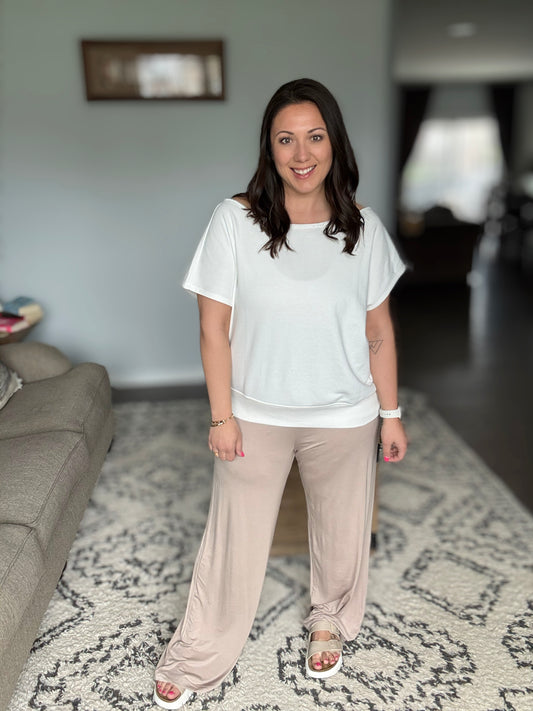 Chase the Pace Wide Leg Bottom in Taupe