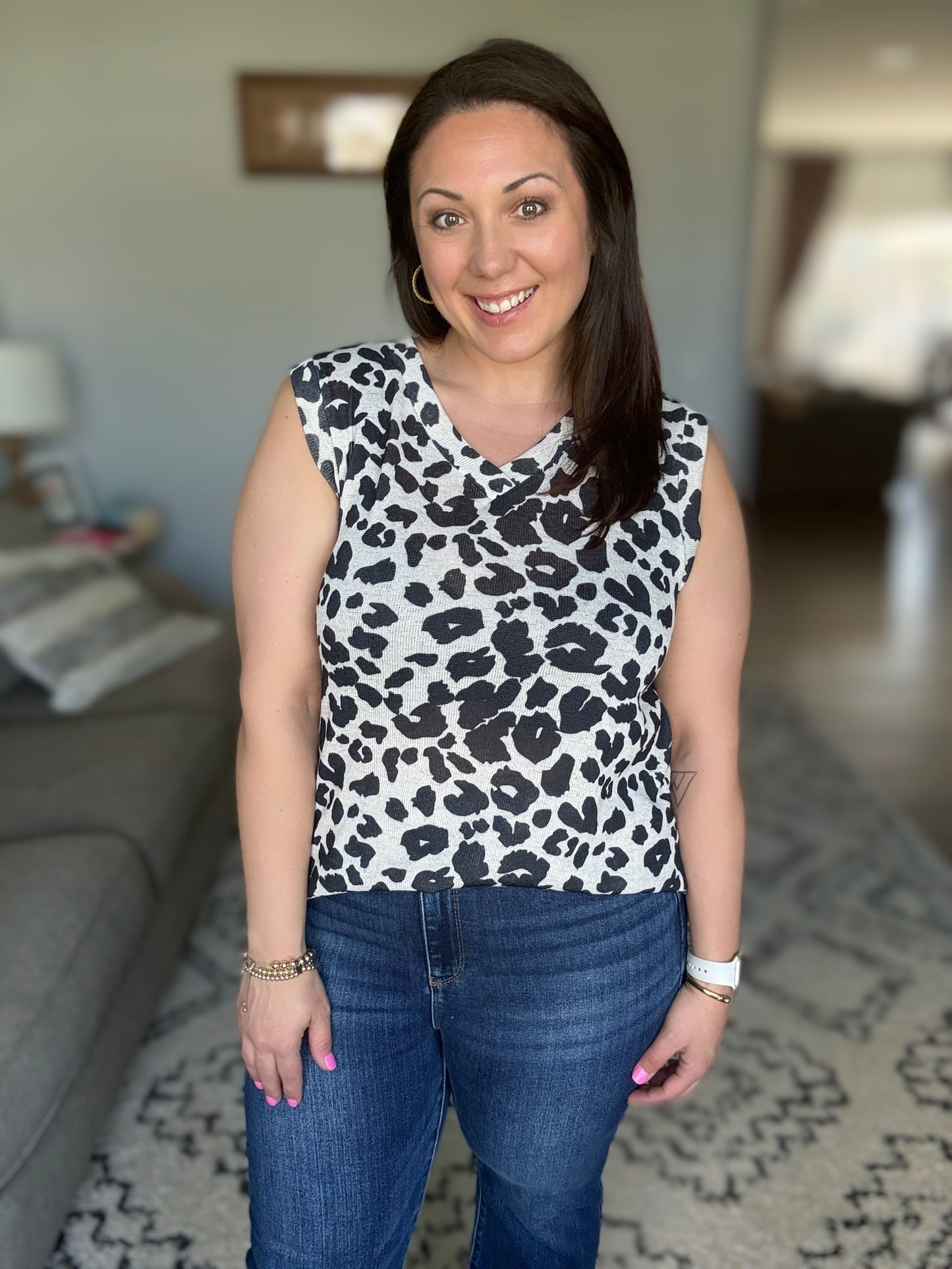 BOMBOM V-Neck Animal Print Tank Top