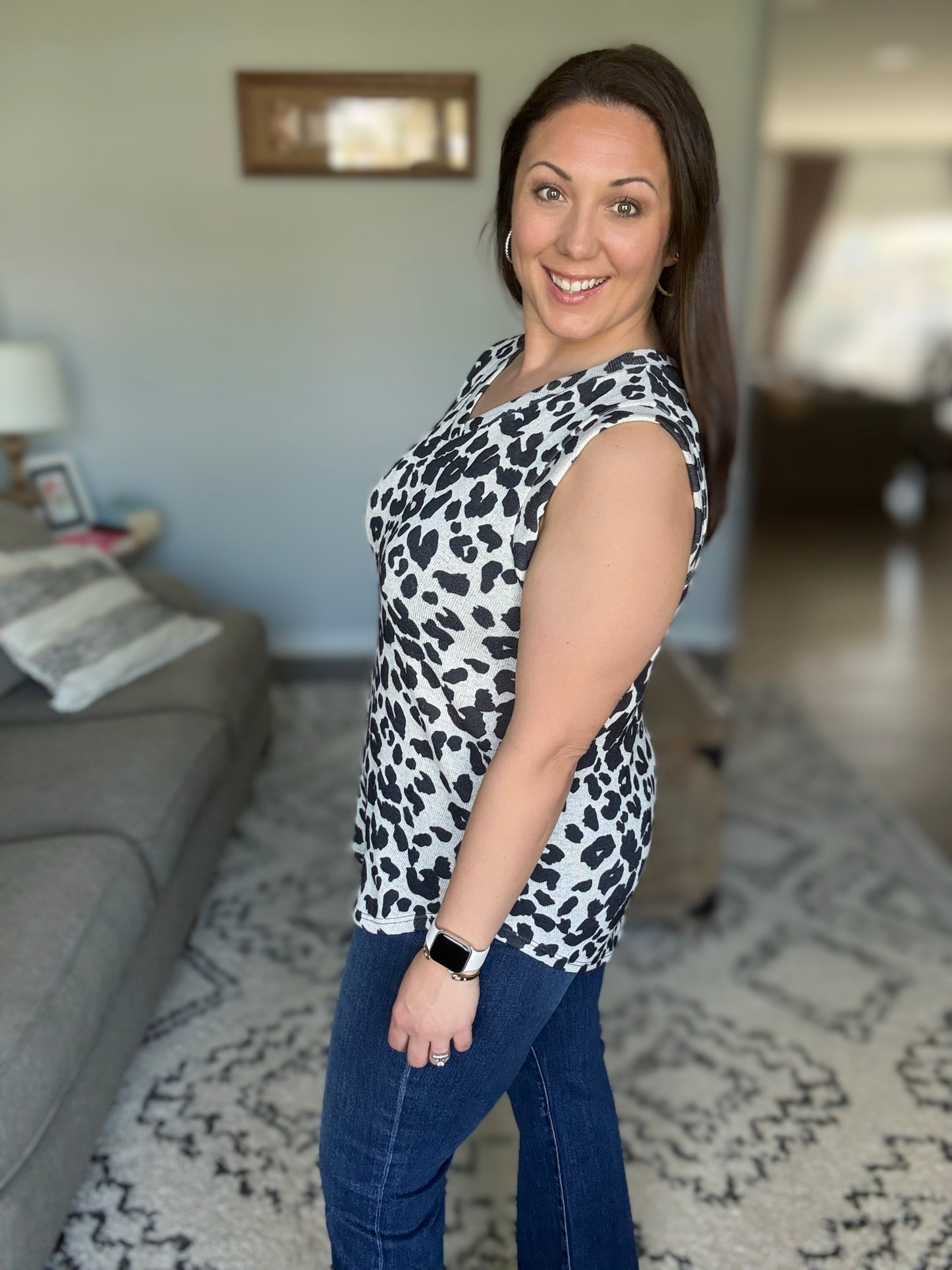 BOMBOM V-Neck Animal Print Tank Top