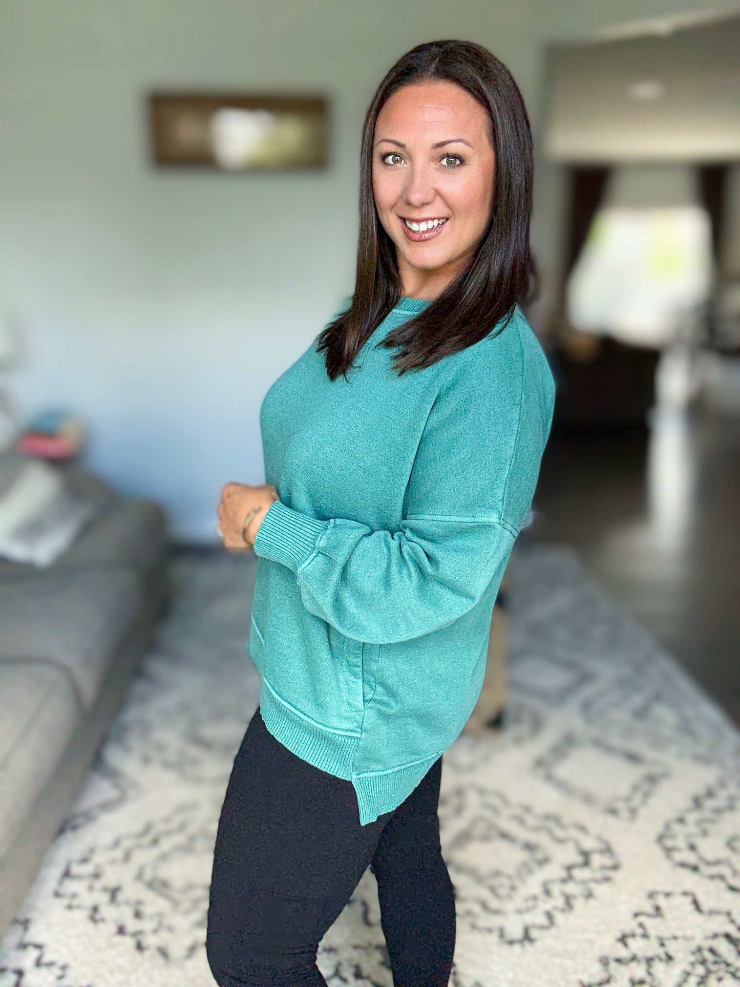 Talk Cozy to Me Stepped Hem Pullover in Dark Green