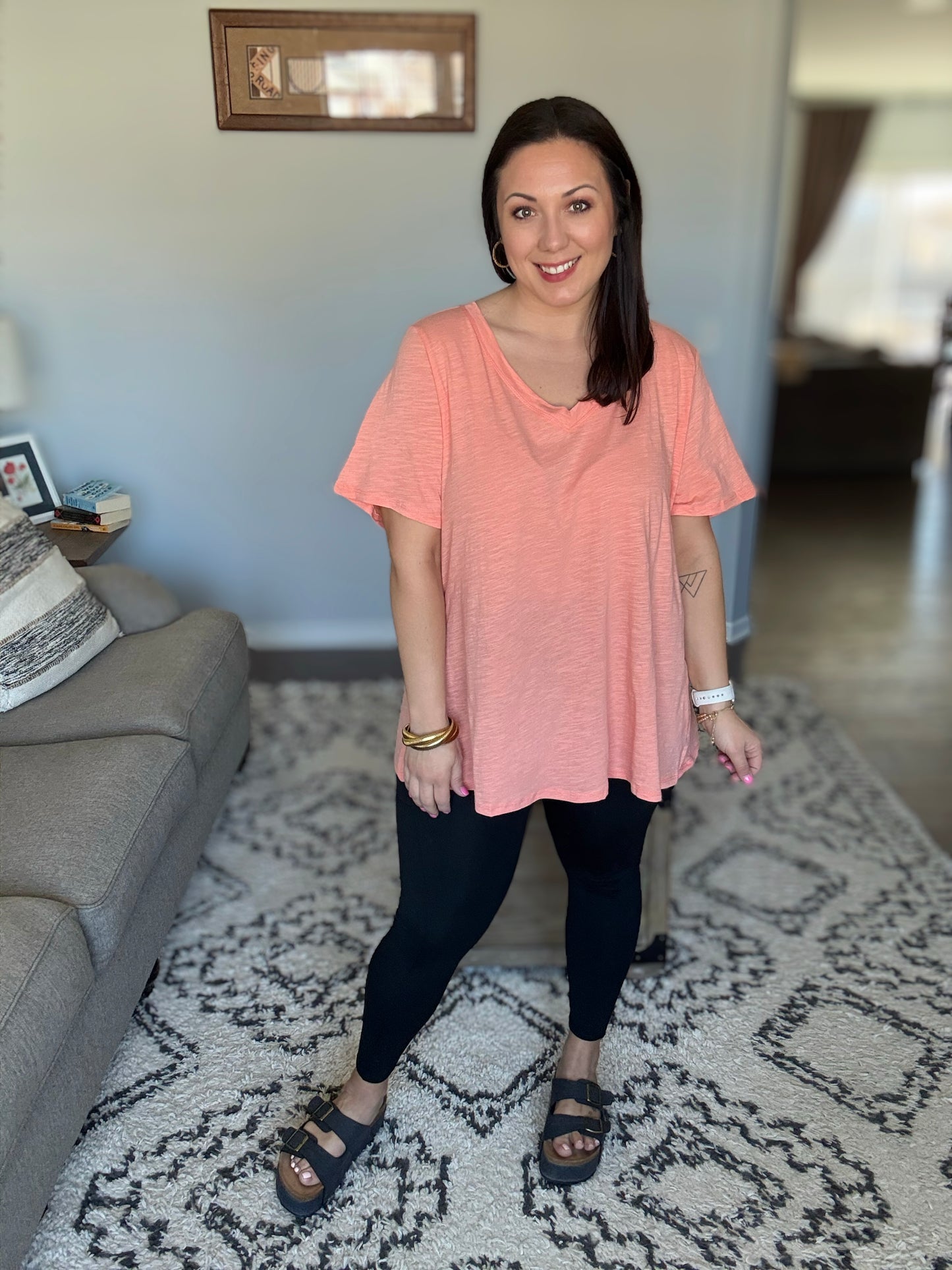 I Don't Have to Choose V-Neck Tee in Apricot Ice