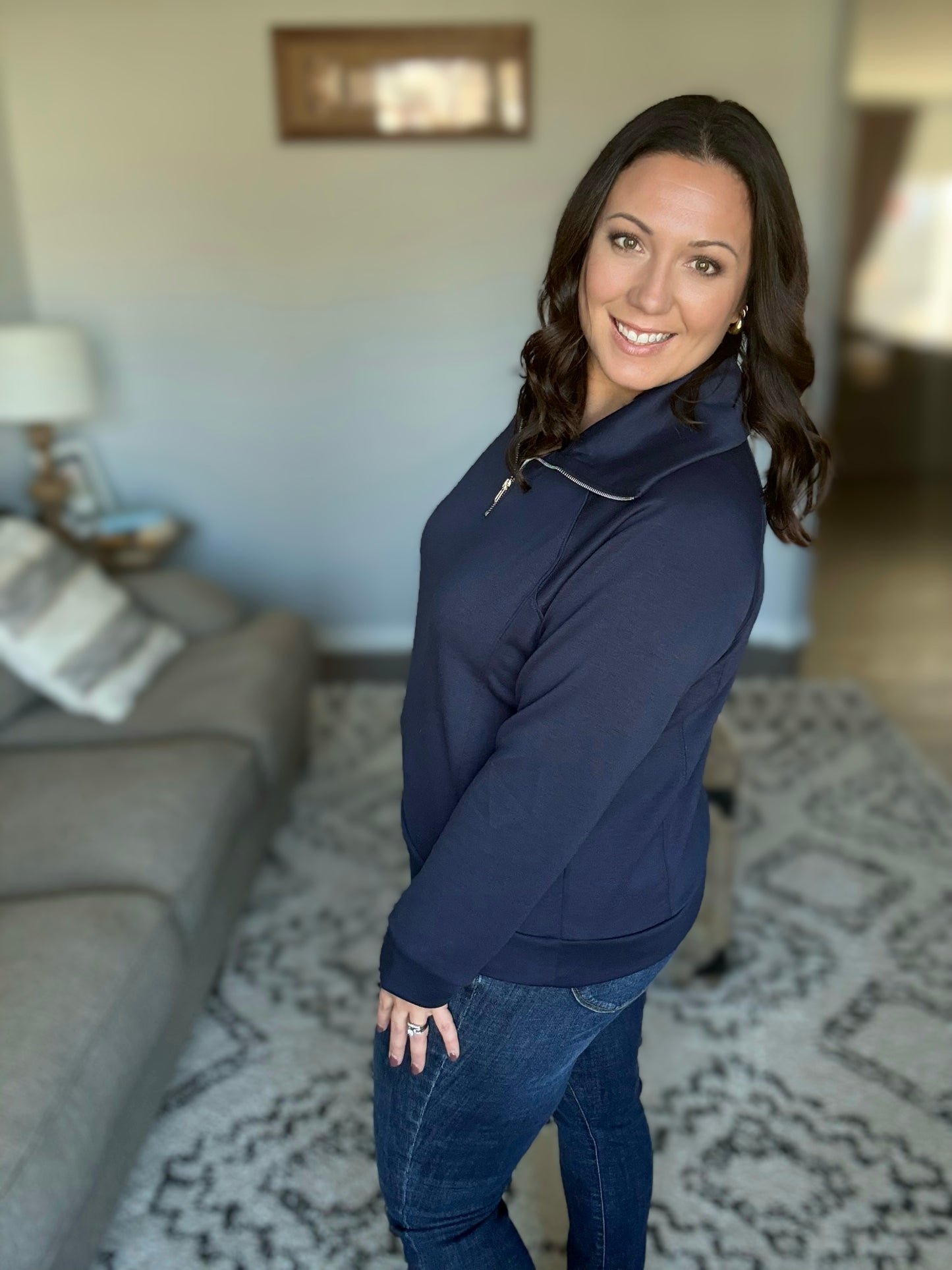 Hamptons Travel Half Zip Pullover in Navy
