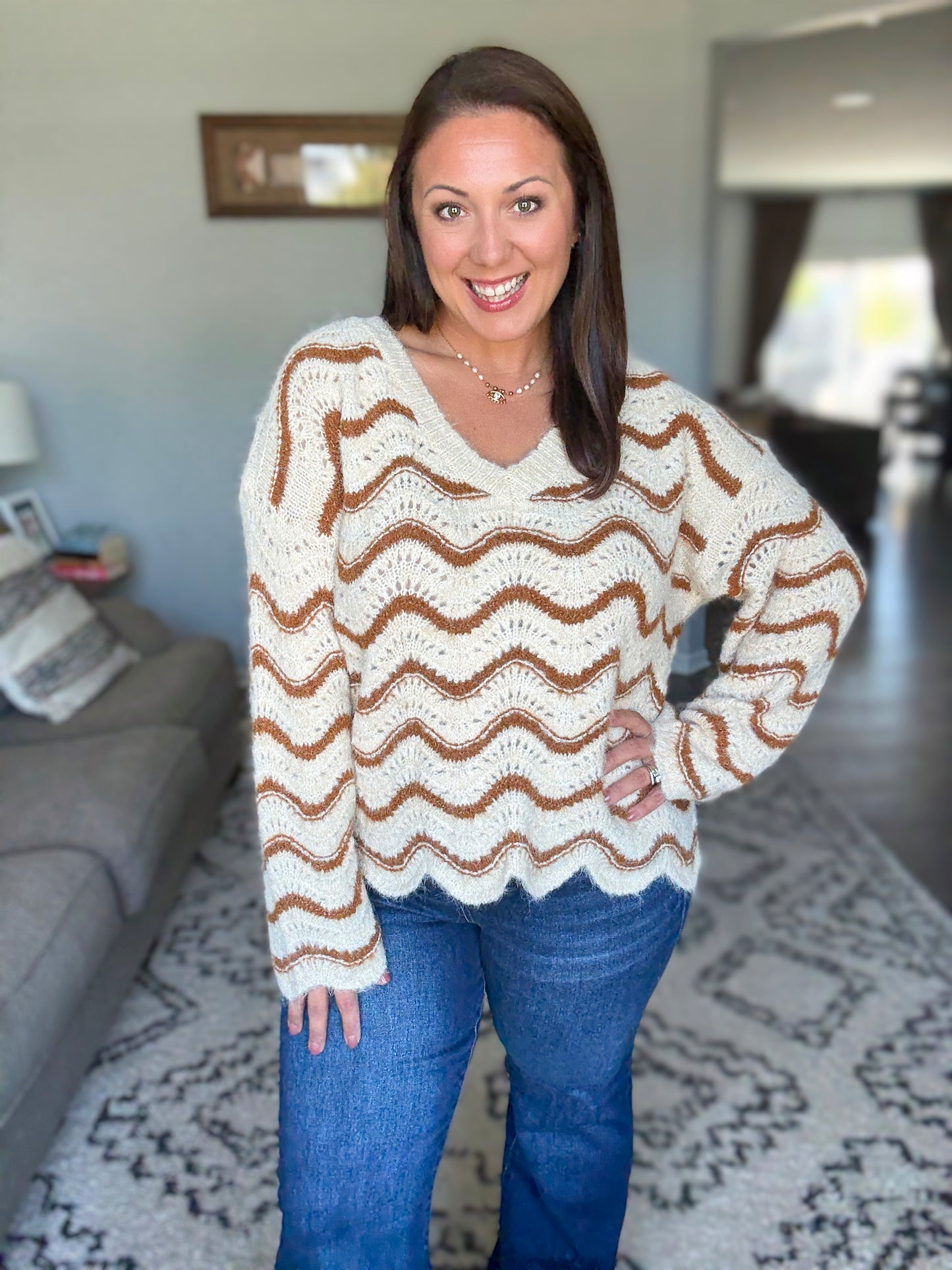 BiBi Wavy Stripe V-Neck Sweater in Oatmeal/Cinnamon
