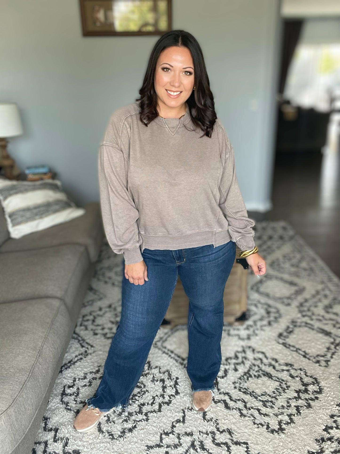 Quick Fix Mineral Wash Crew Neck Pullover in Mocha