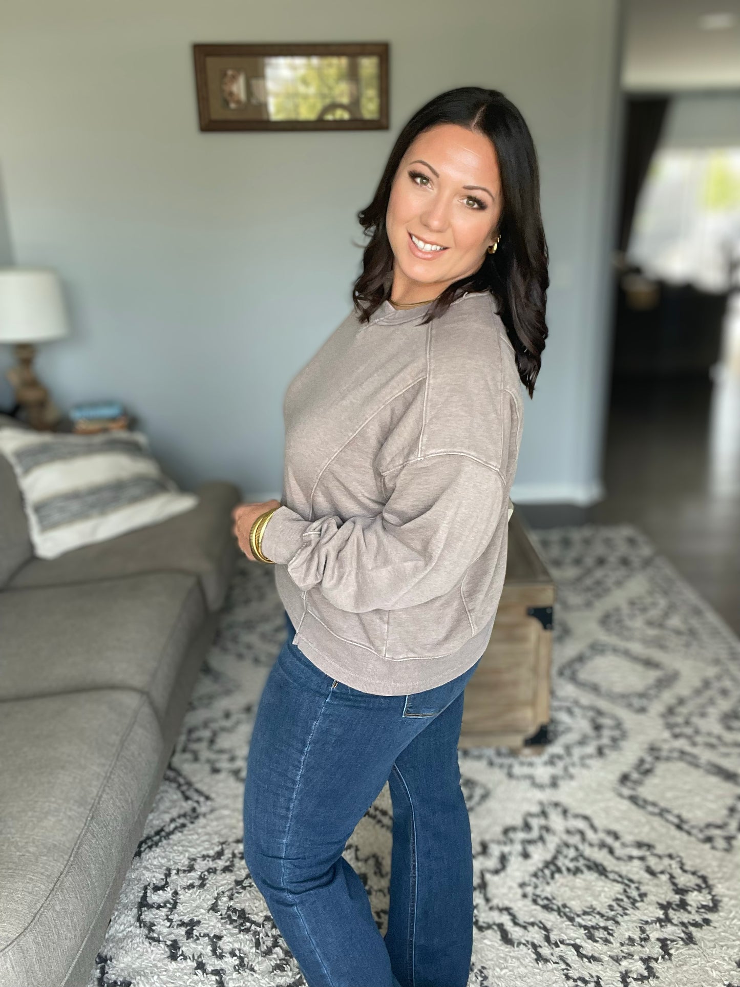 Quick Fix Mineral Wash Crew Neck Pullover in Mocha