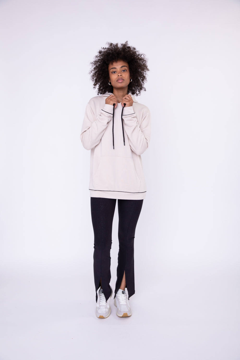 Steal The Show Pebble Front Slit Leggings