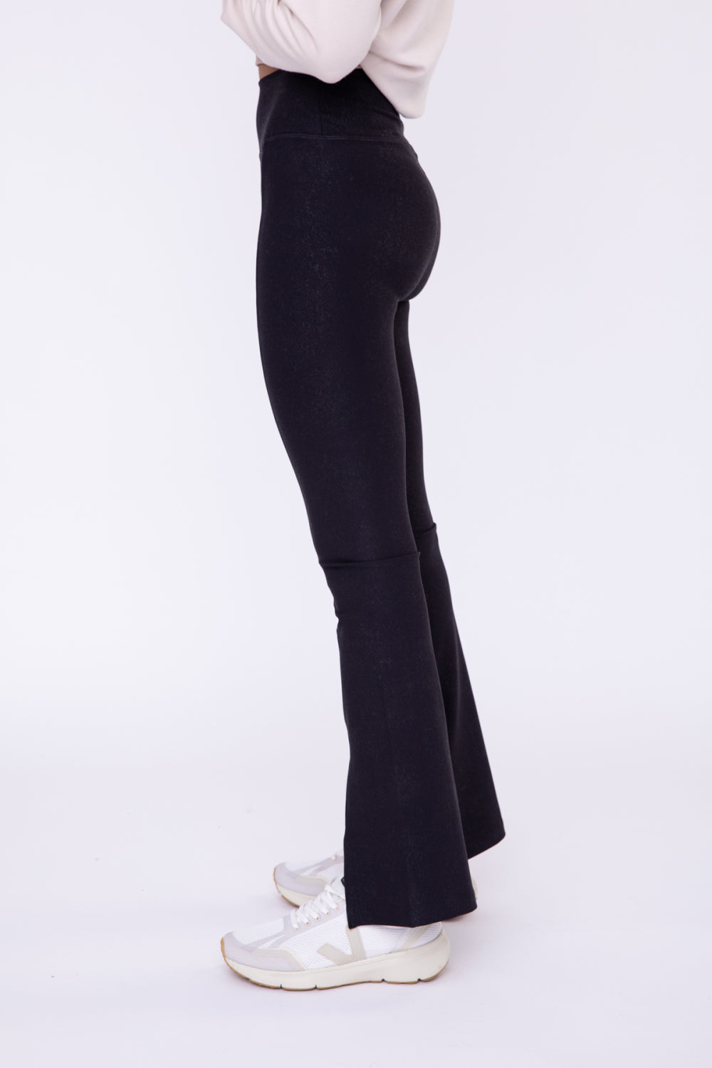 Steal The Show Pebble Front Slit Leggings