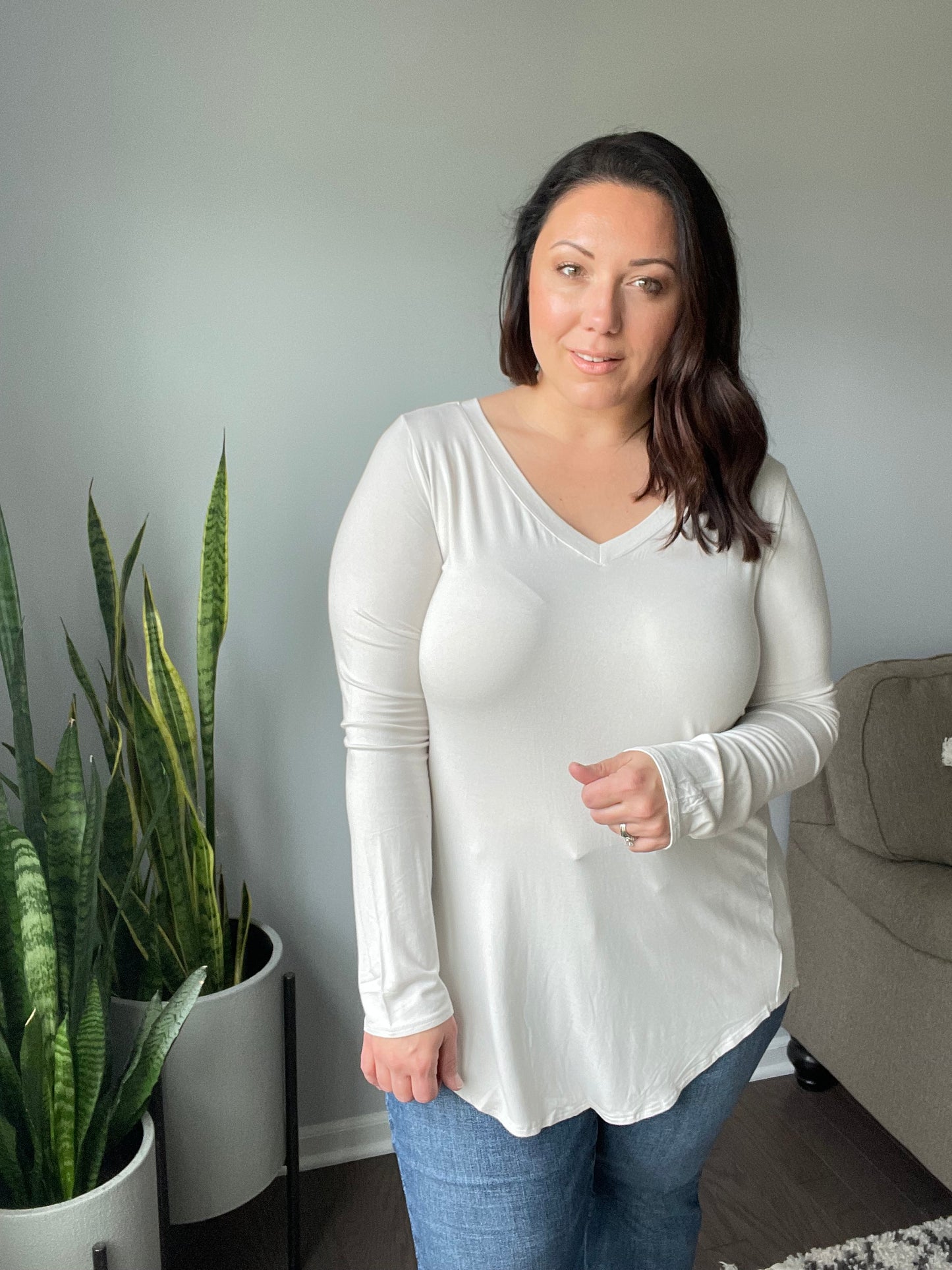 Basics Are Best Long Sleeve V-Neck Top in Bone