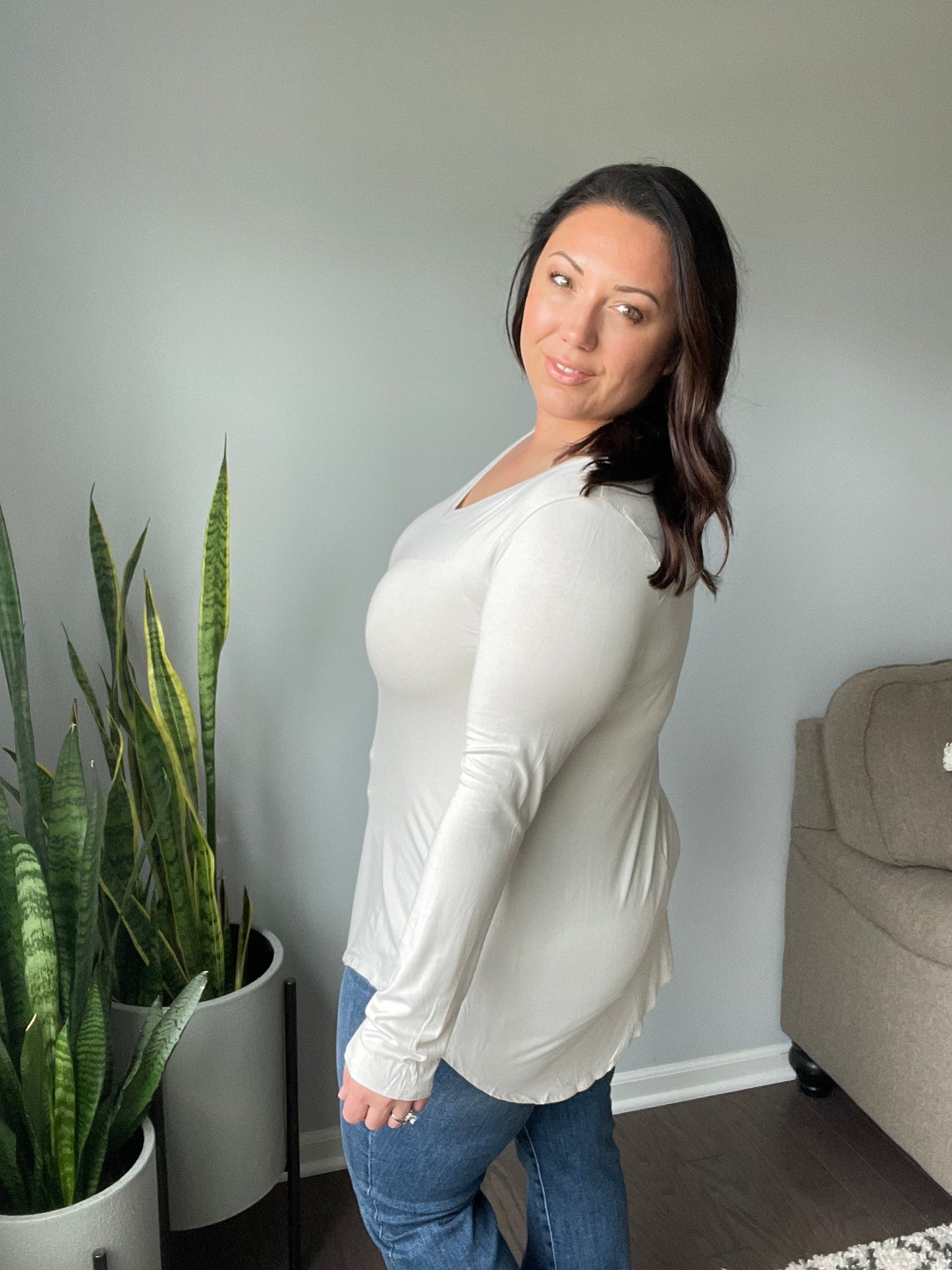 Basics Are Best Long Sleeve V-Neck Top in Bone