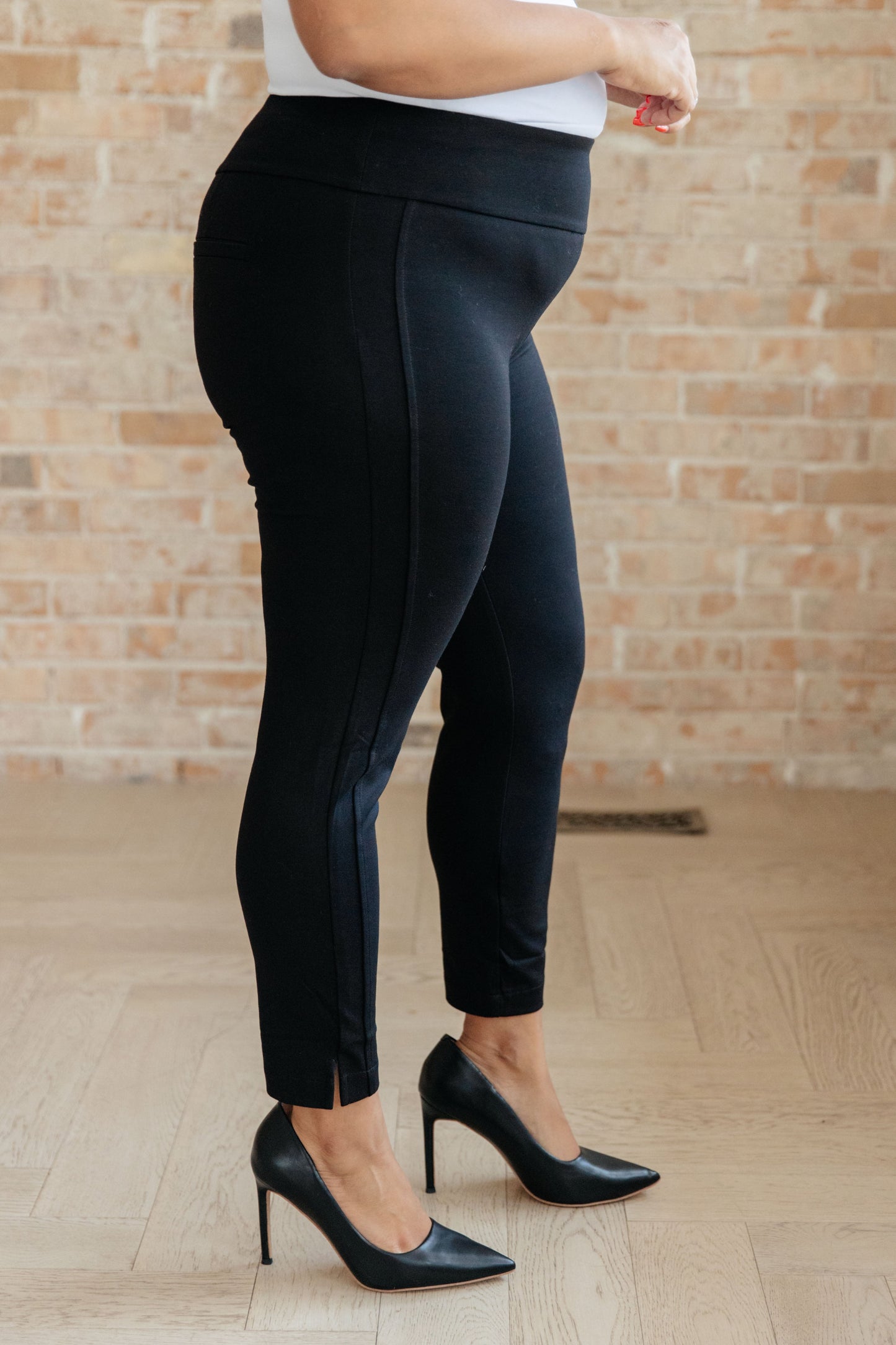 26" Magic Ankle Crop Skinny Pants in Twelve Colors
