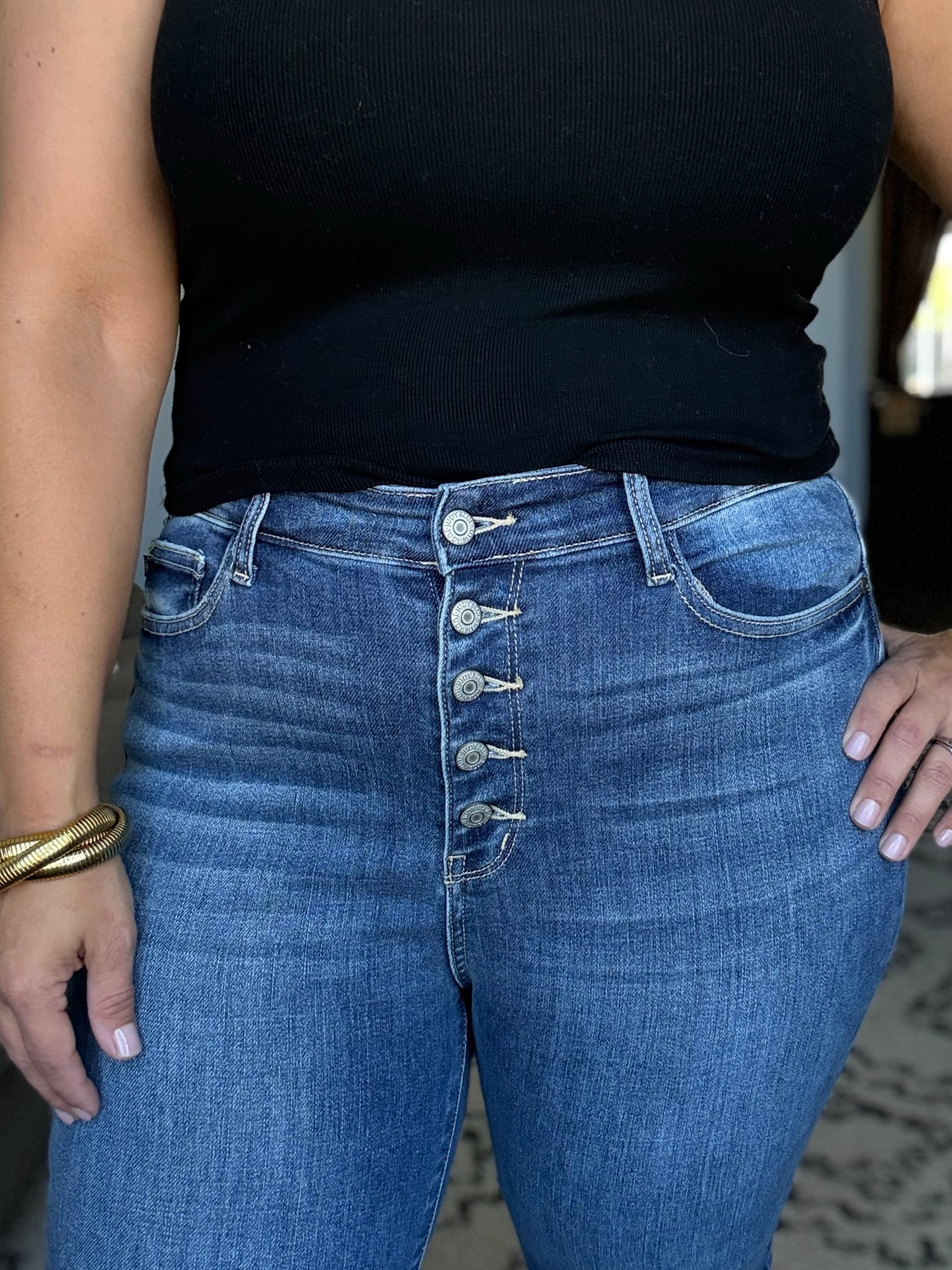 Judy Blue High Rise Button Fly Skinny Jeans in Medium Wash