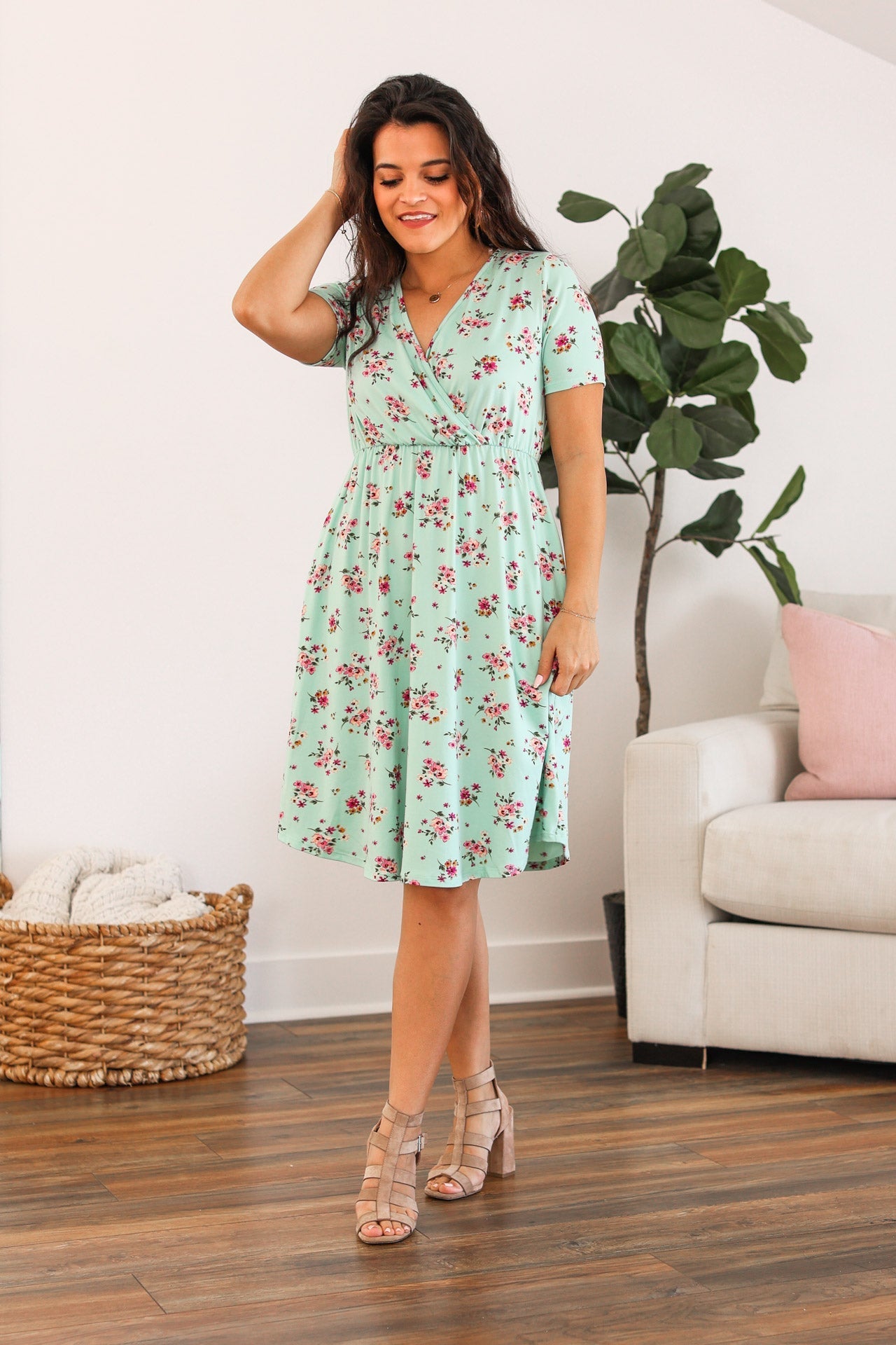 IN STOCK Tinley Dress - Mint Floral