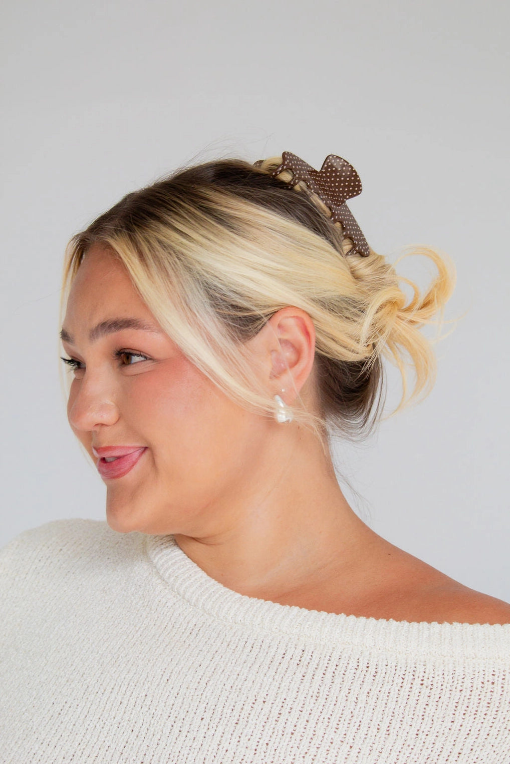 Preorder: Shop Andi Cinnamon Polka Dot Claw Clip