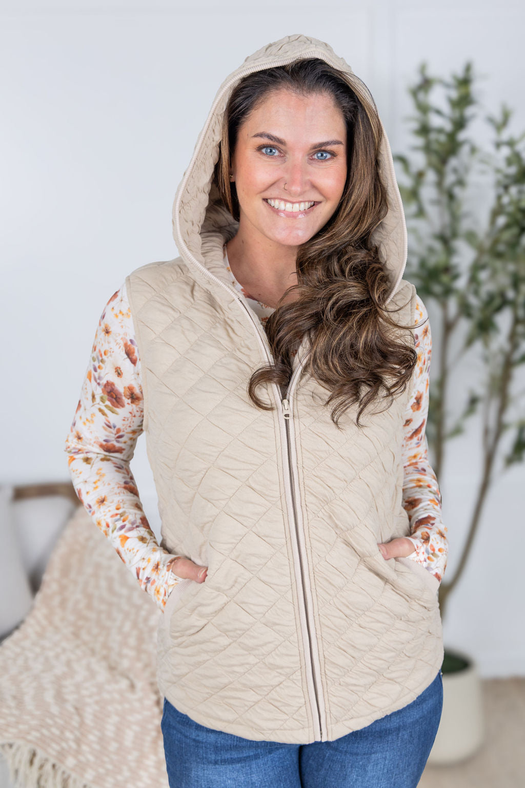Michelle Mae Heather Hooded Vest - Beige