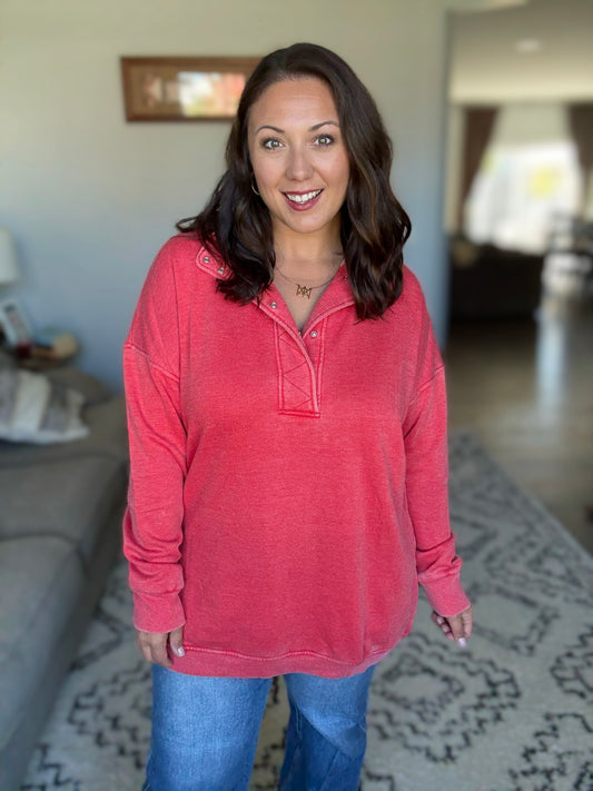 Michelle Mae Jesse Vintage Wash Snap Pullover - Red