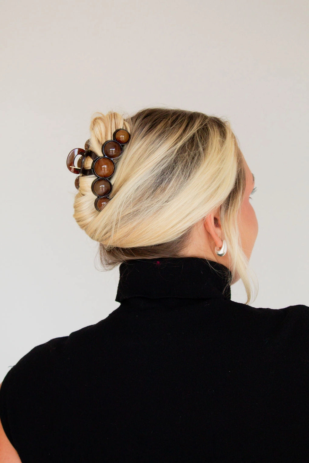 Preorder: Shop Andi Walnut Claw Clip