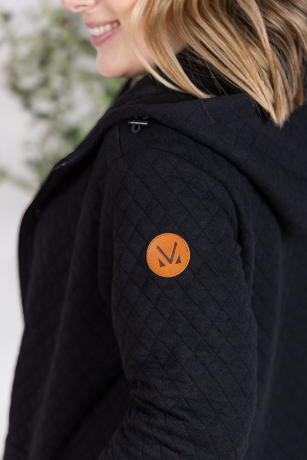 Michelle Mae Kyla Zipper Snap Jacket - Black