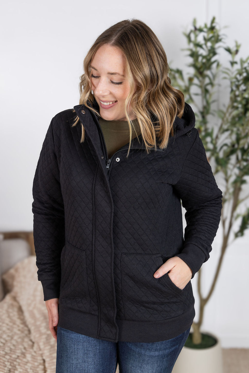 Michelle Mae Kyla Zipper Snap Jacket - Black