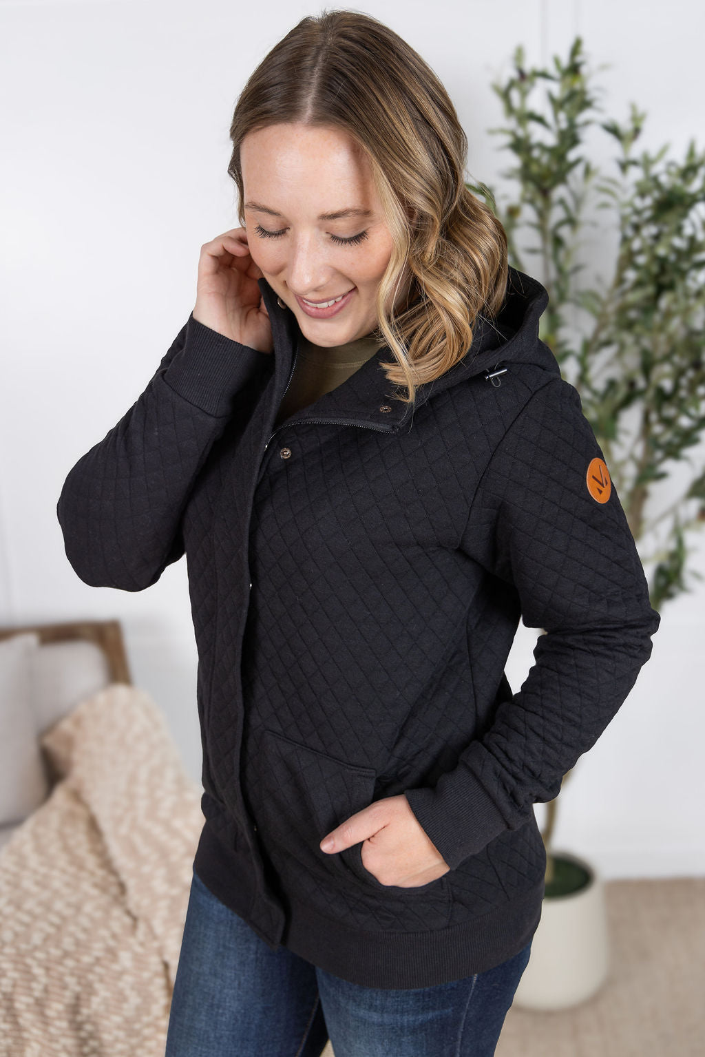 Michelle Mae Kyla Zipper Snap Jacket - Black