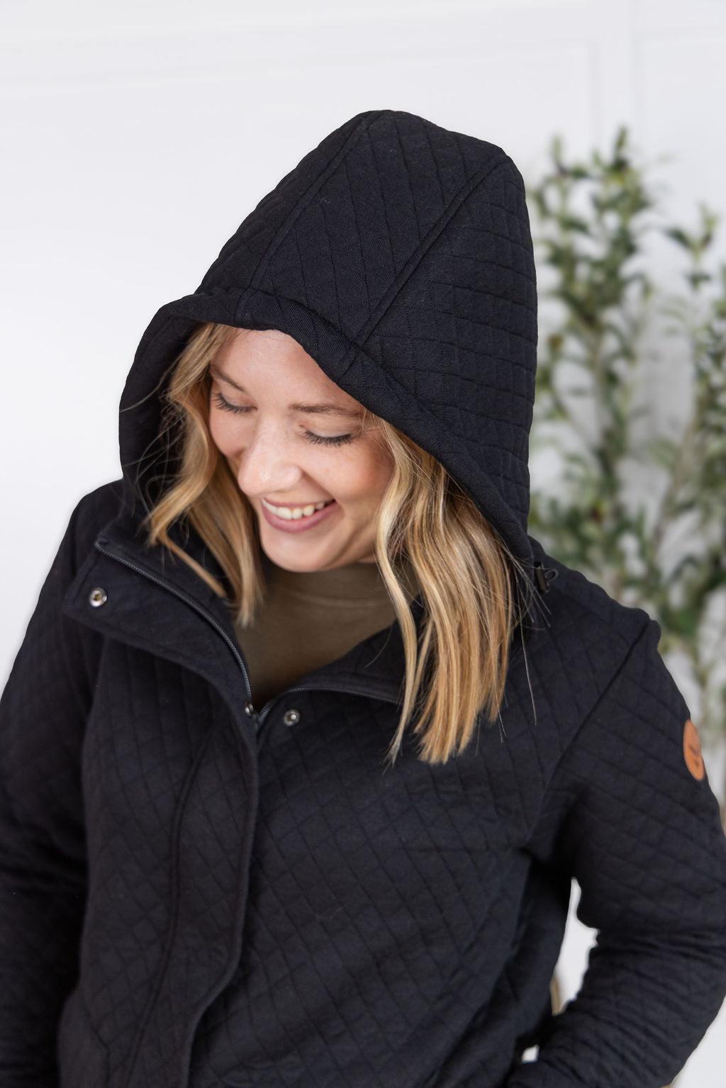 Michelle Mae Kyla Zipper Snap Jacket - Black