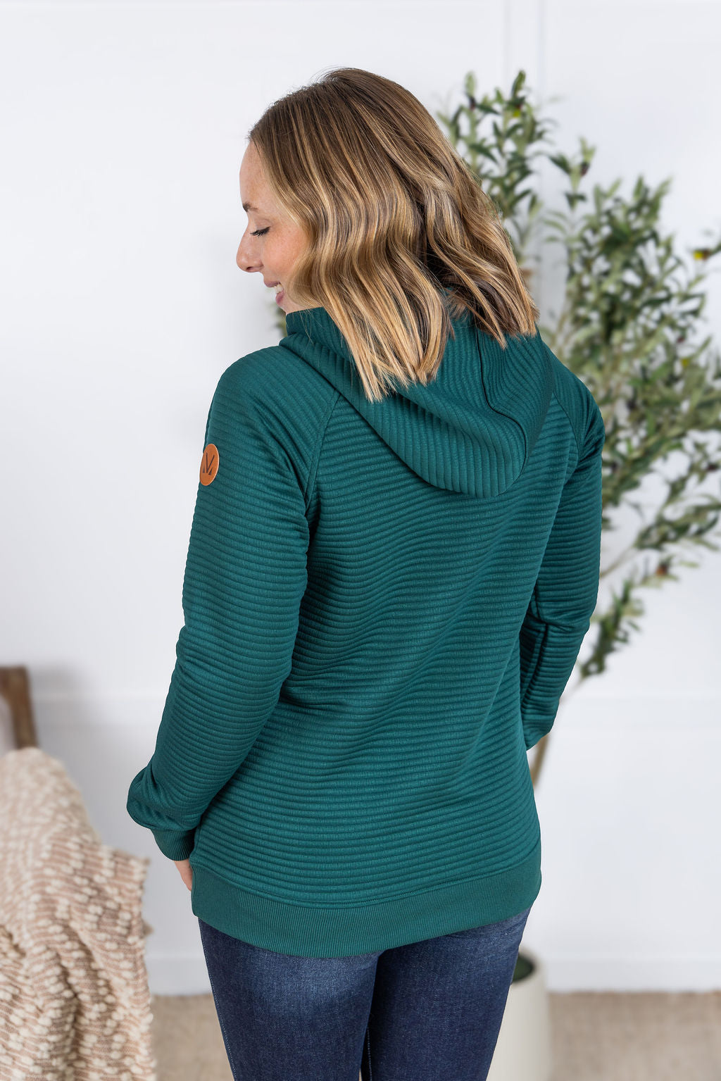Michelle Mae Tatum Textured Pullover Hoodie - Hunter Green
