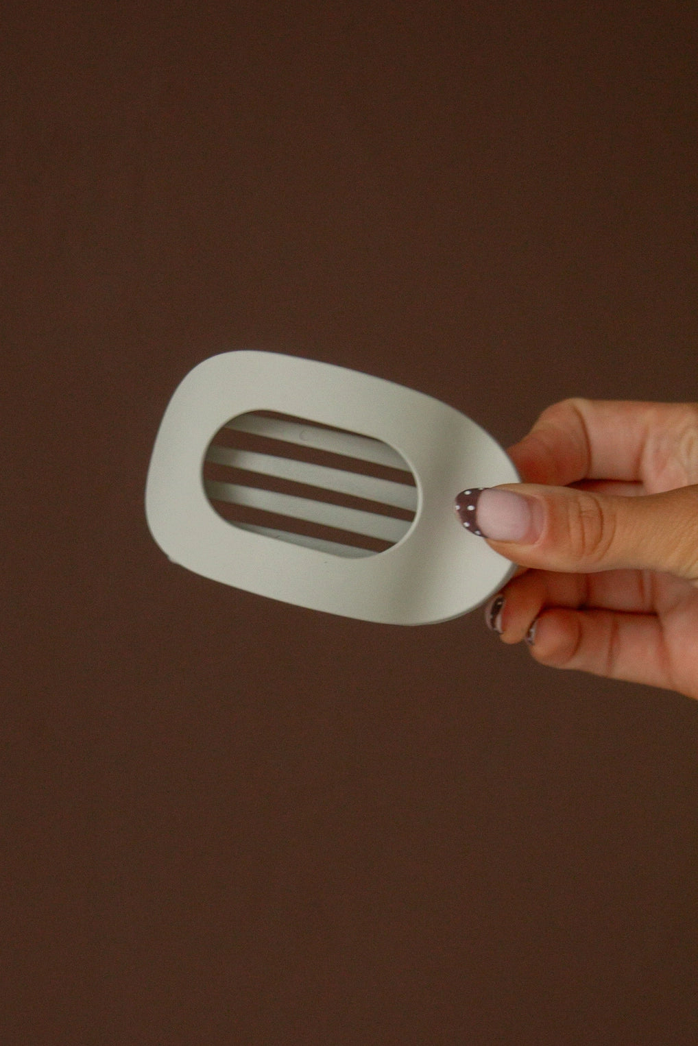 Circle Cutout Flat Claw Clip - 4 options