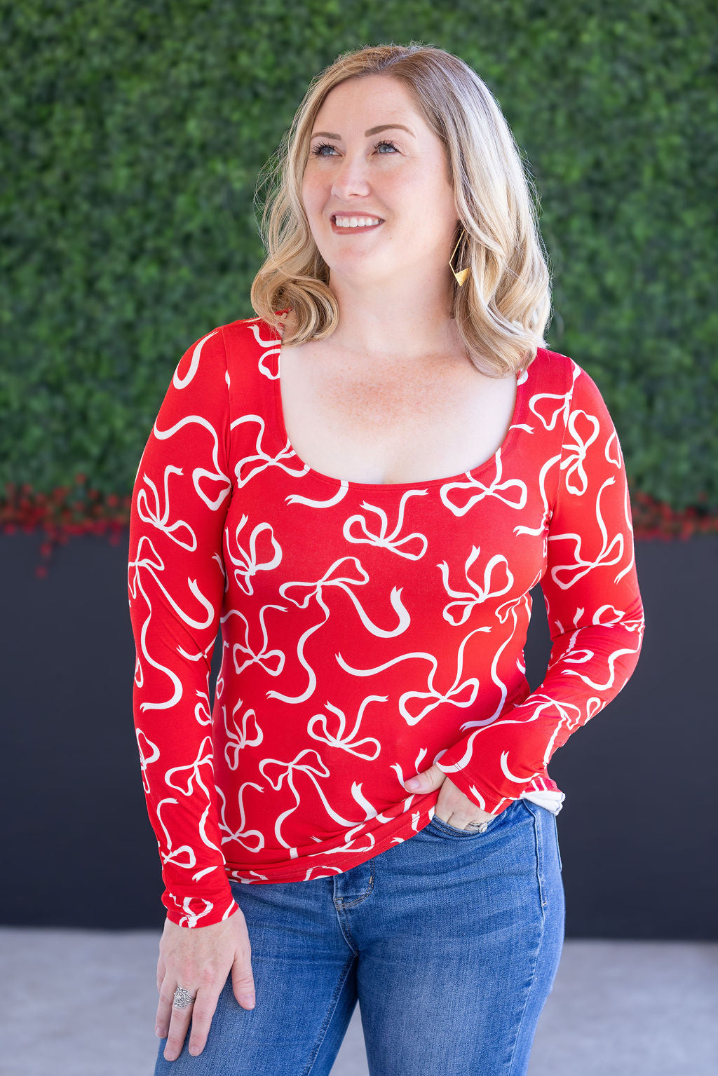 Michelle Mae Alyssa Long Sleeve Top - Red and White Ribbons