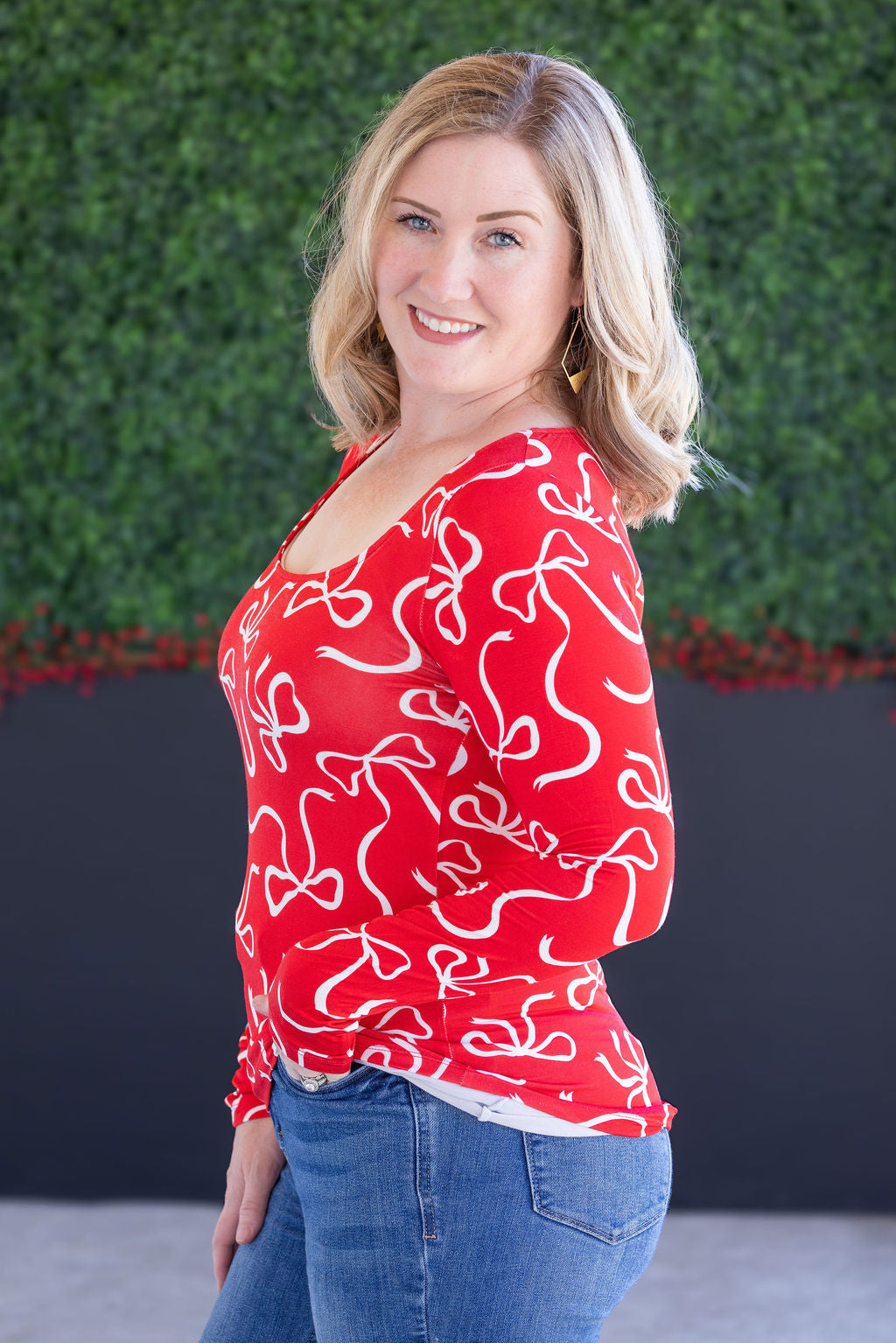 Michelle Mae Alyssa Long Sleeve Top - Red and White Ribbons