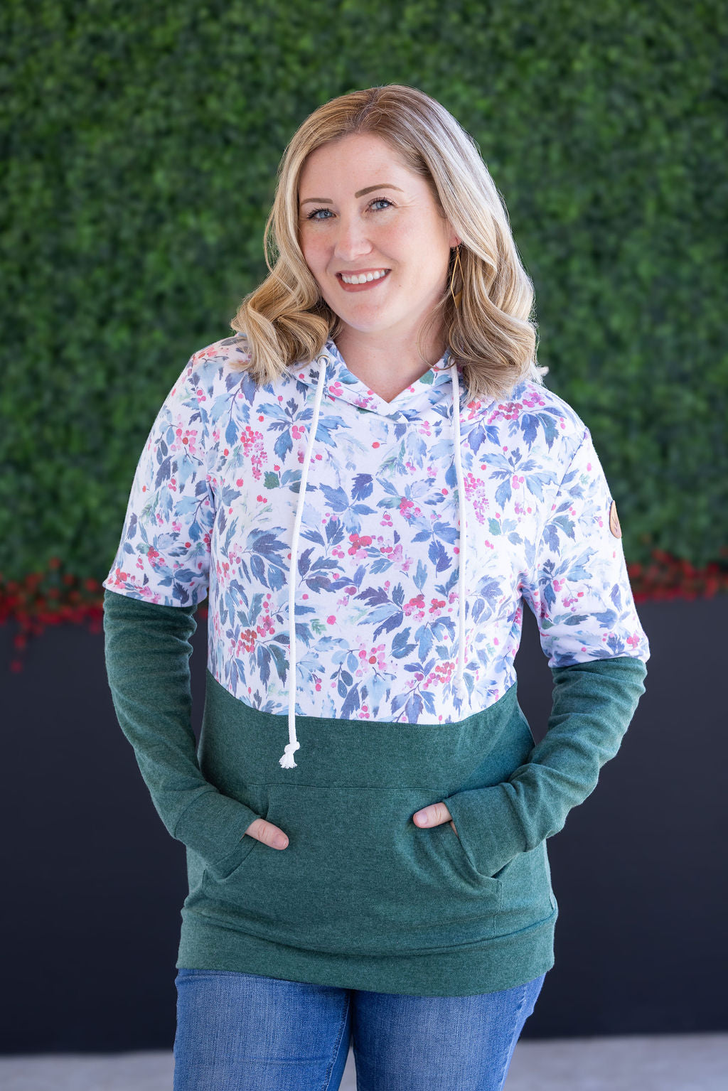 Michelle Mae Hailey Pullover Hoodie - Winter Berry and Evergreen