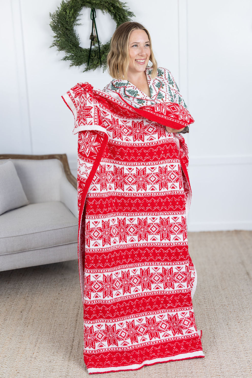 Michelle Mae Plush and Fuzzy Blanket - Red Holiday