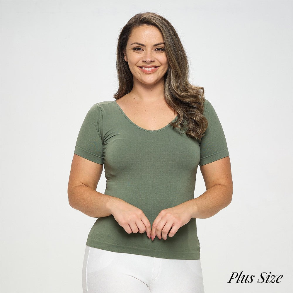 Everyday Scoop Neck Short Sleeve Top in Smoky Olive