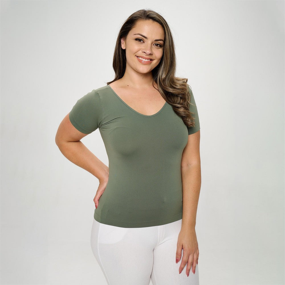 Everyday Scoop Neck Short Sleeve Top in Smoky Olive