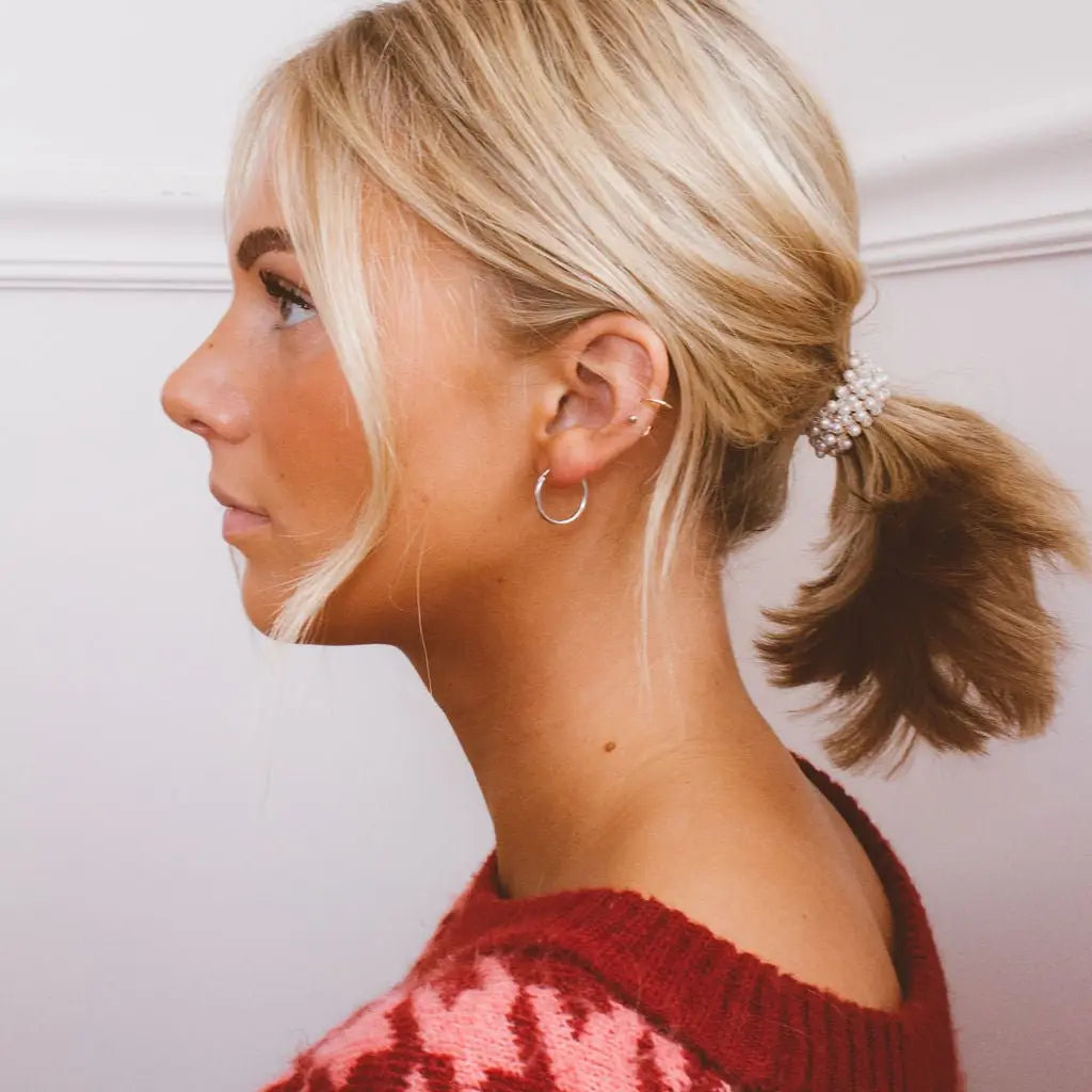 Tiny Pearl Ponytail