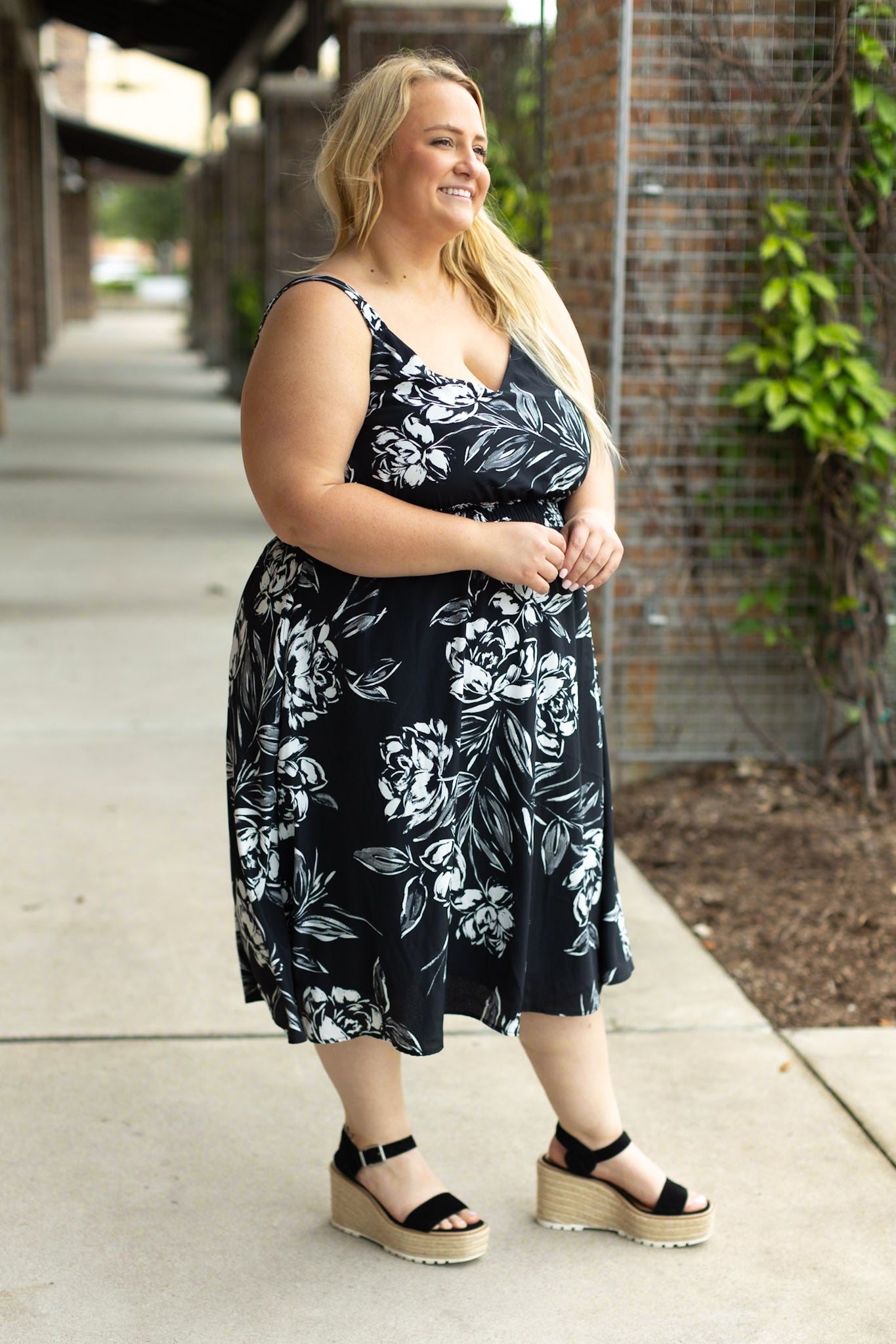 IN STOCK Cassidy Midi Dress - Black and White Floral