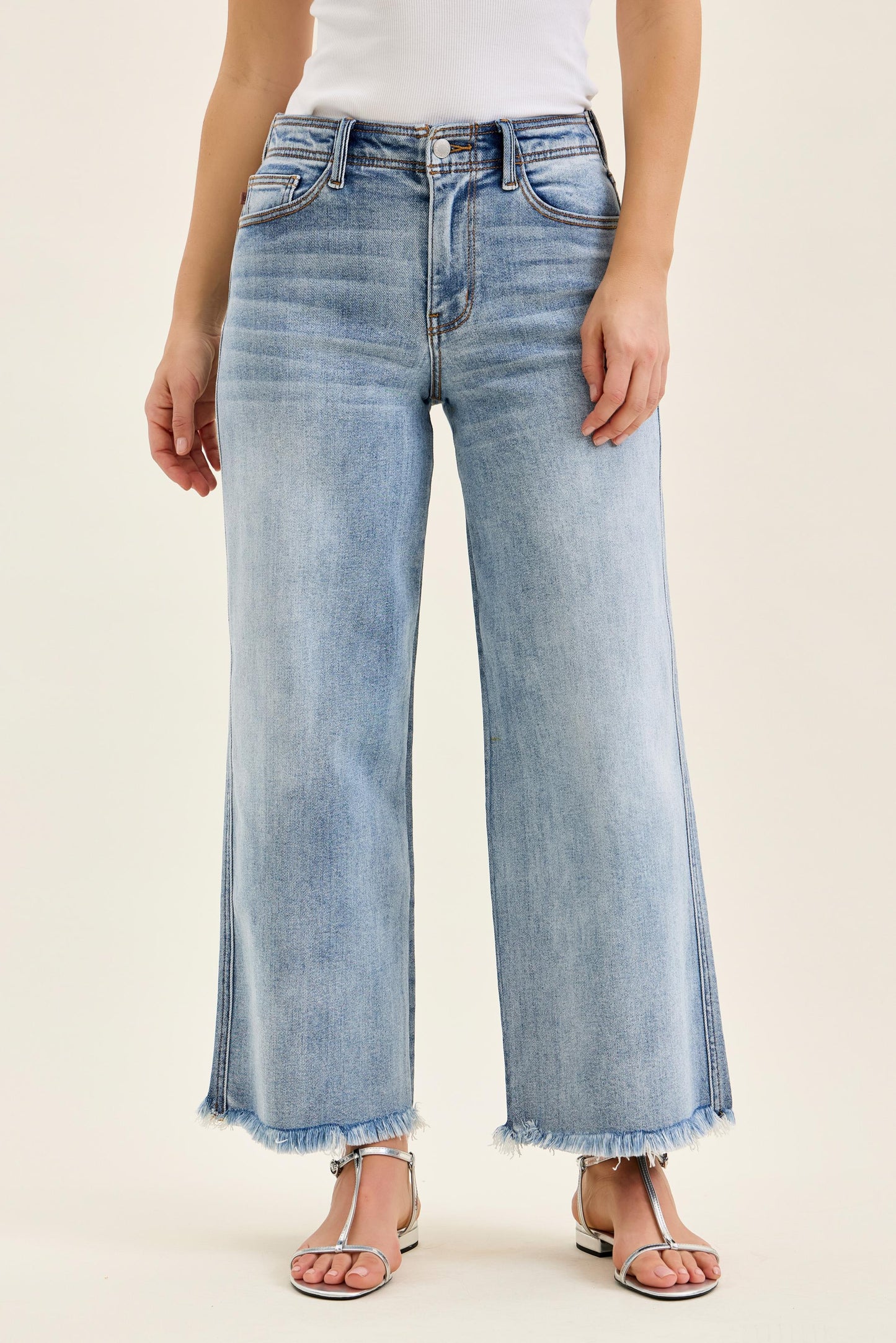 Mary Mid Rise Wide Leg Ankle Fray Hem Jeans