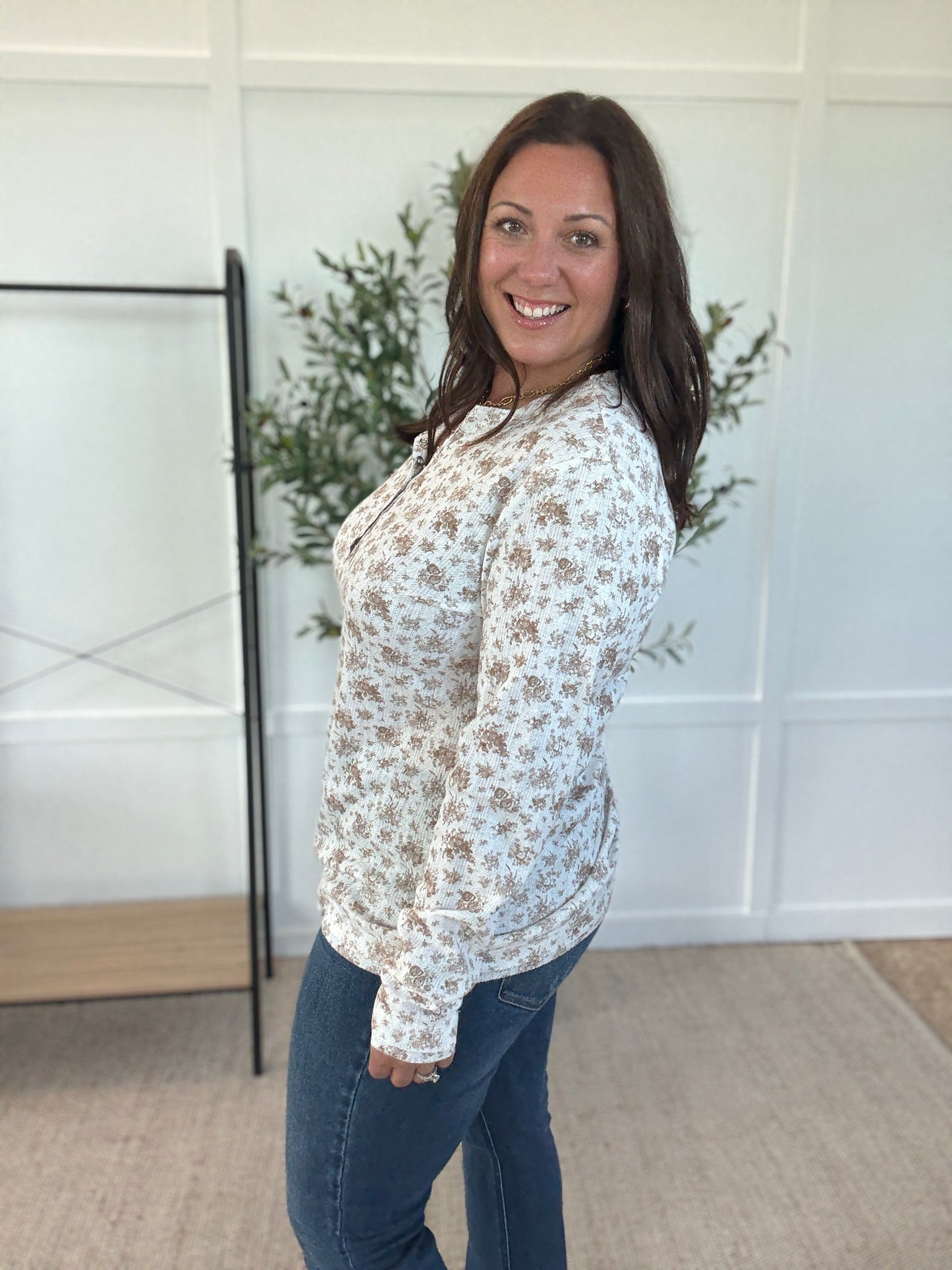 Michelle Mae Button Snap Henley Top - Tan Micro Floral