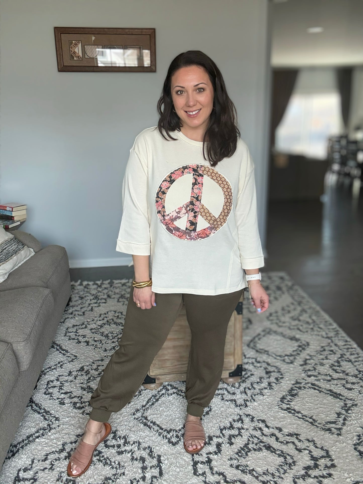 SAGE + FIG Floral Peace Patch 3/4 Sleeve Top in Cream