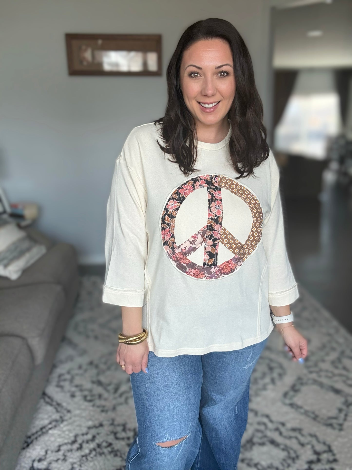 SAGE + FIG Floral Peace Patch 3/4 Sleeve Top in Cream